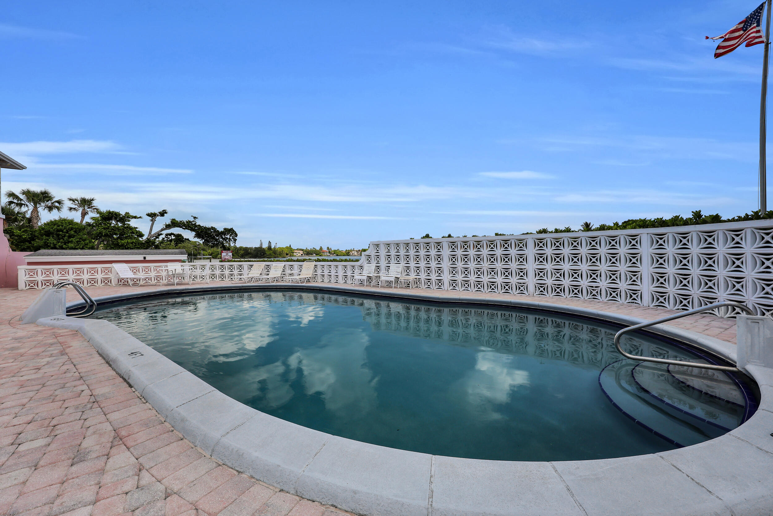 475 Tequesta #16, Tequesta FL 33469