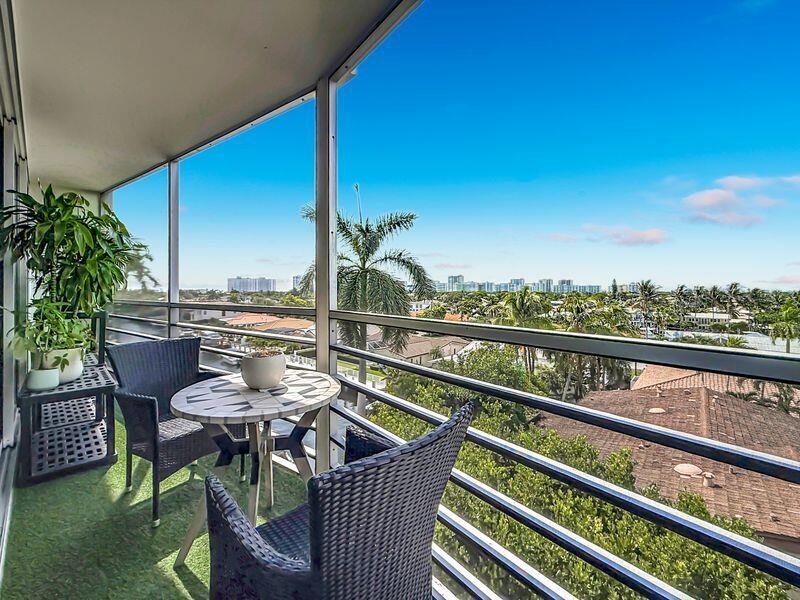 3050 NE 47TH #507, Fort Lauderdale FL 33308