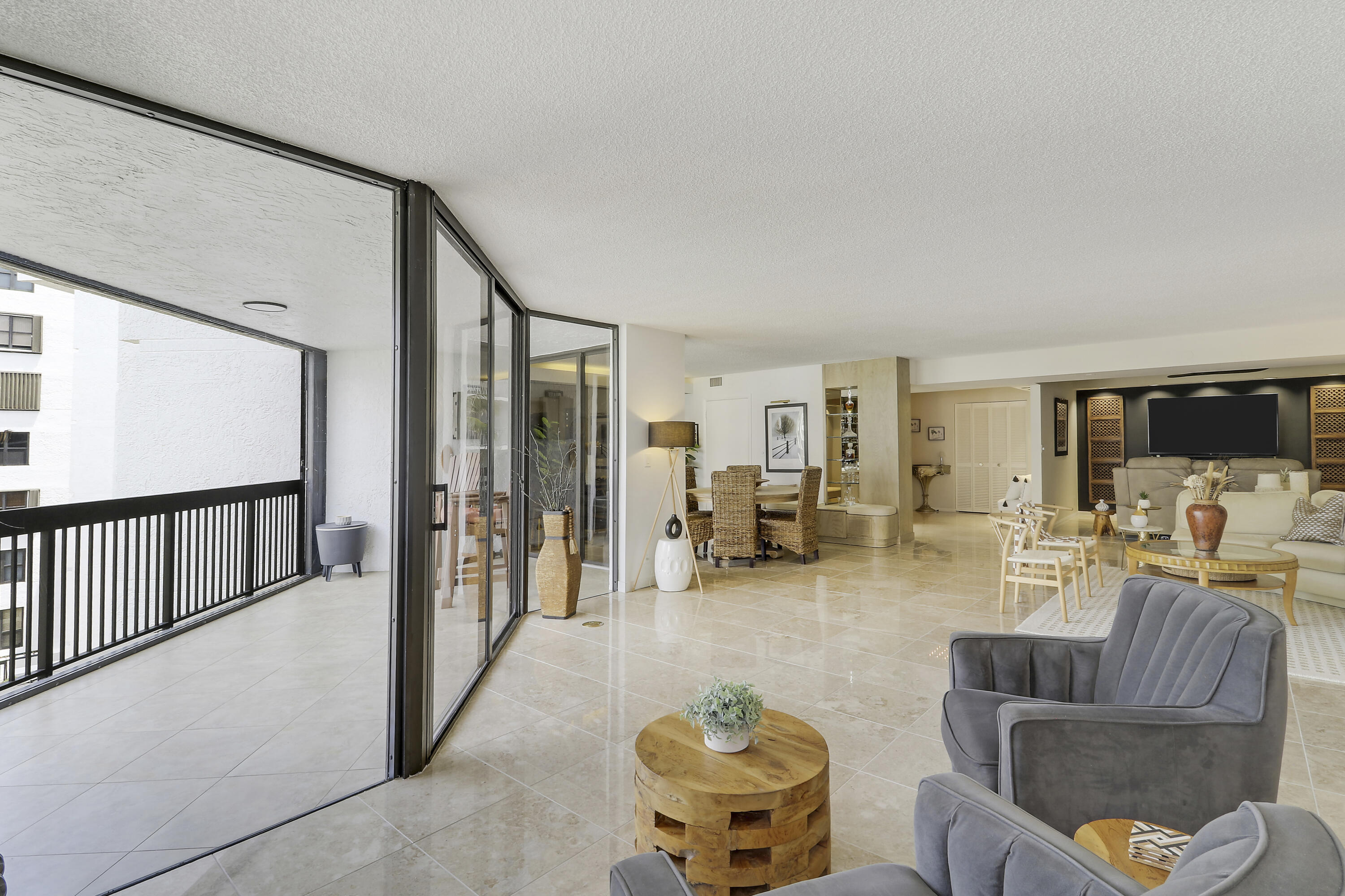 1155 Hillsboro Mile #403, Hillsboro Beach FL 33062