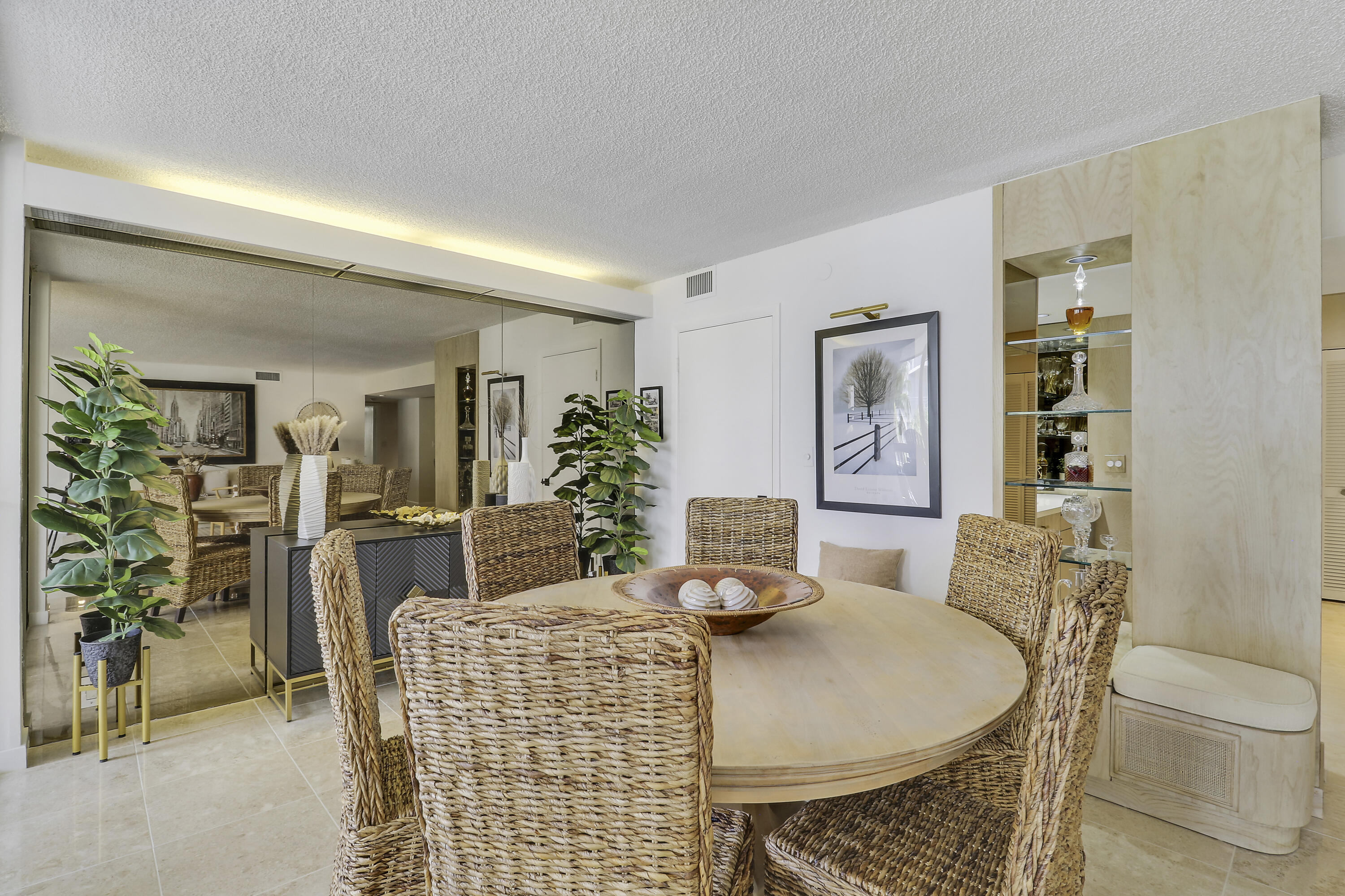 1155 Hillsboro Mile #403, Hillsboro Beach FL 33062