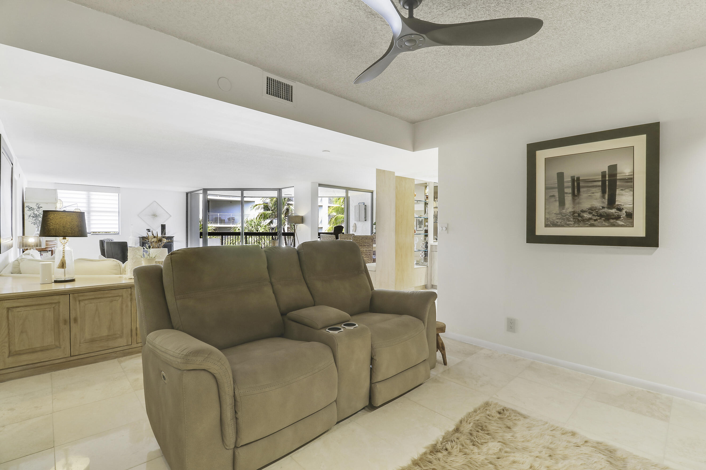 1155 Hillsboro Mile #403, Hillsboro Beach FL 33062
