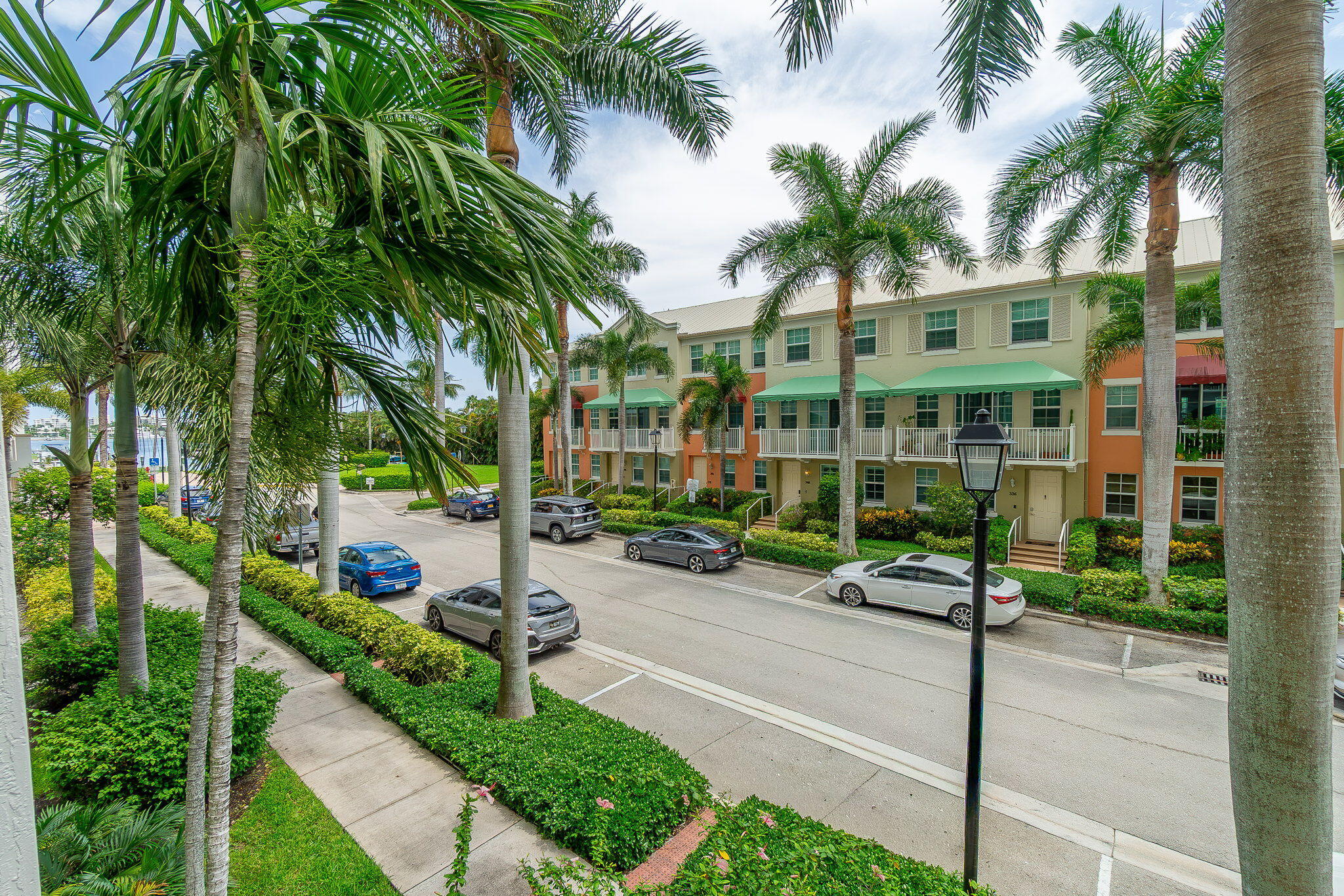 804 E Windward #211, Lantana FL 33462