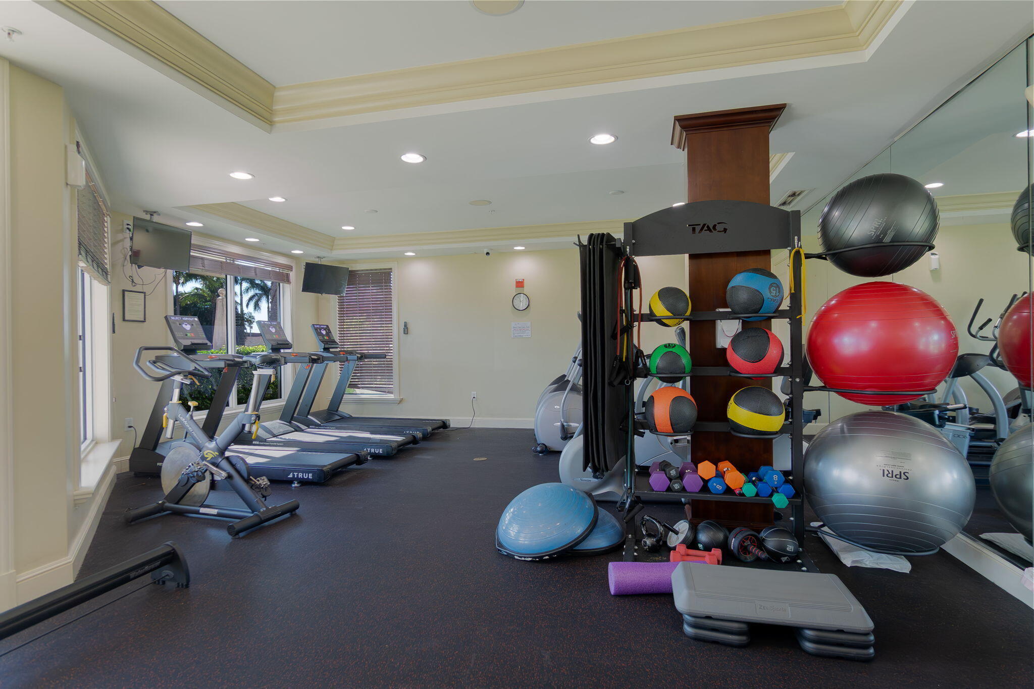 804 E Windward #211, Lantana FL 33462