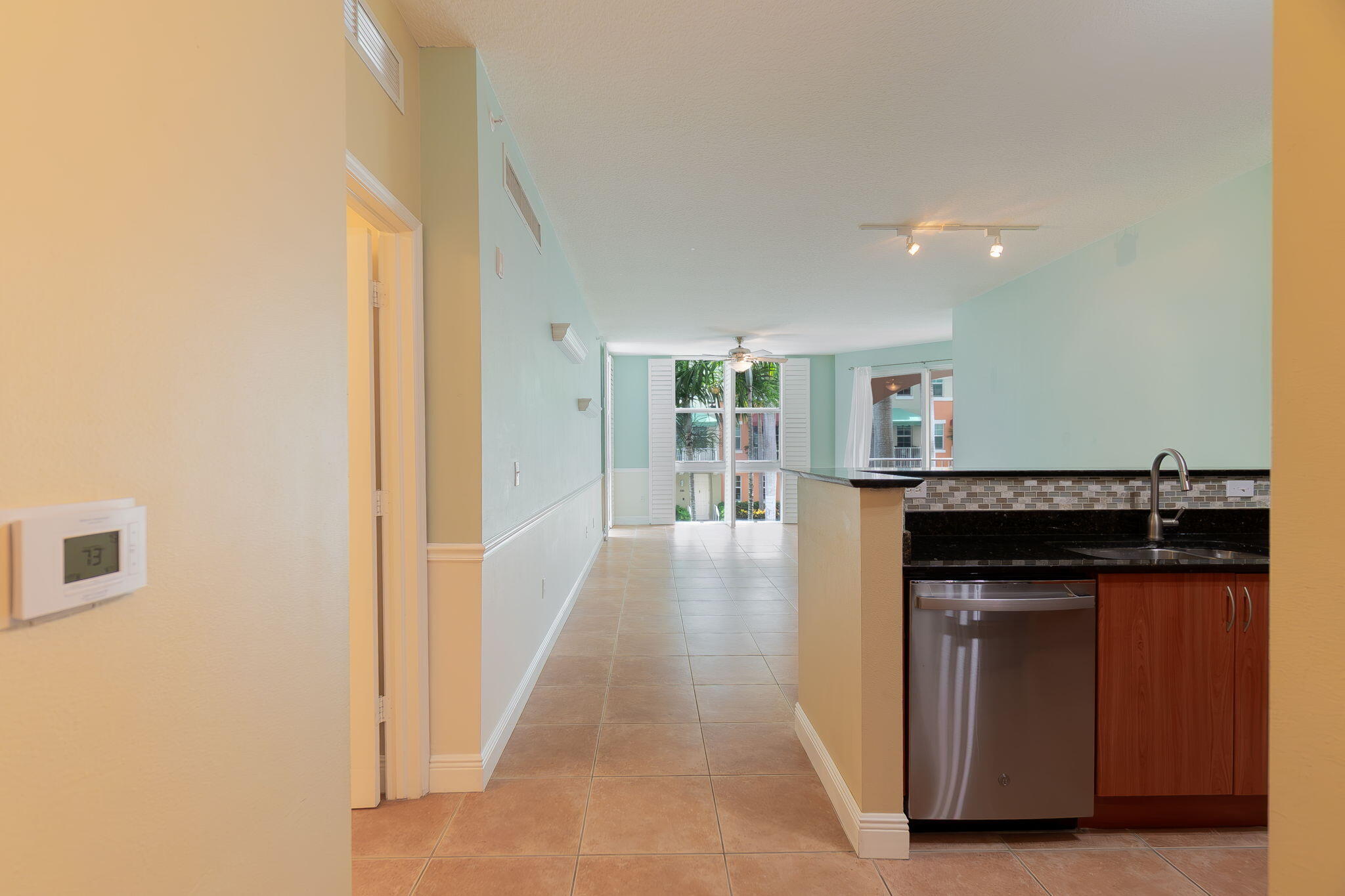 804 E Windward #211, Lantana FL 33462