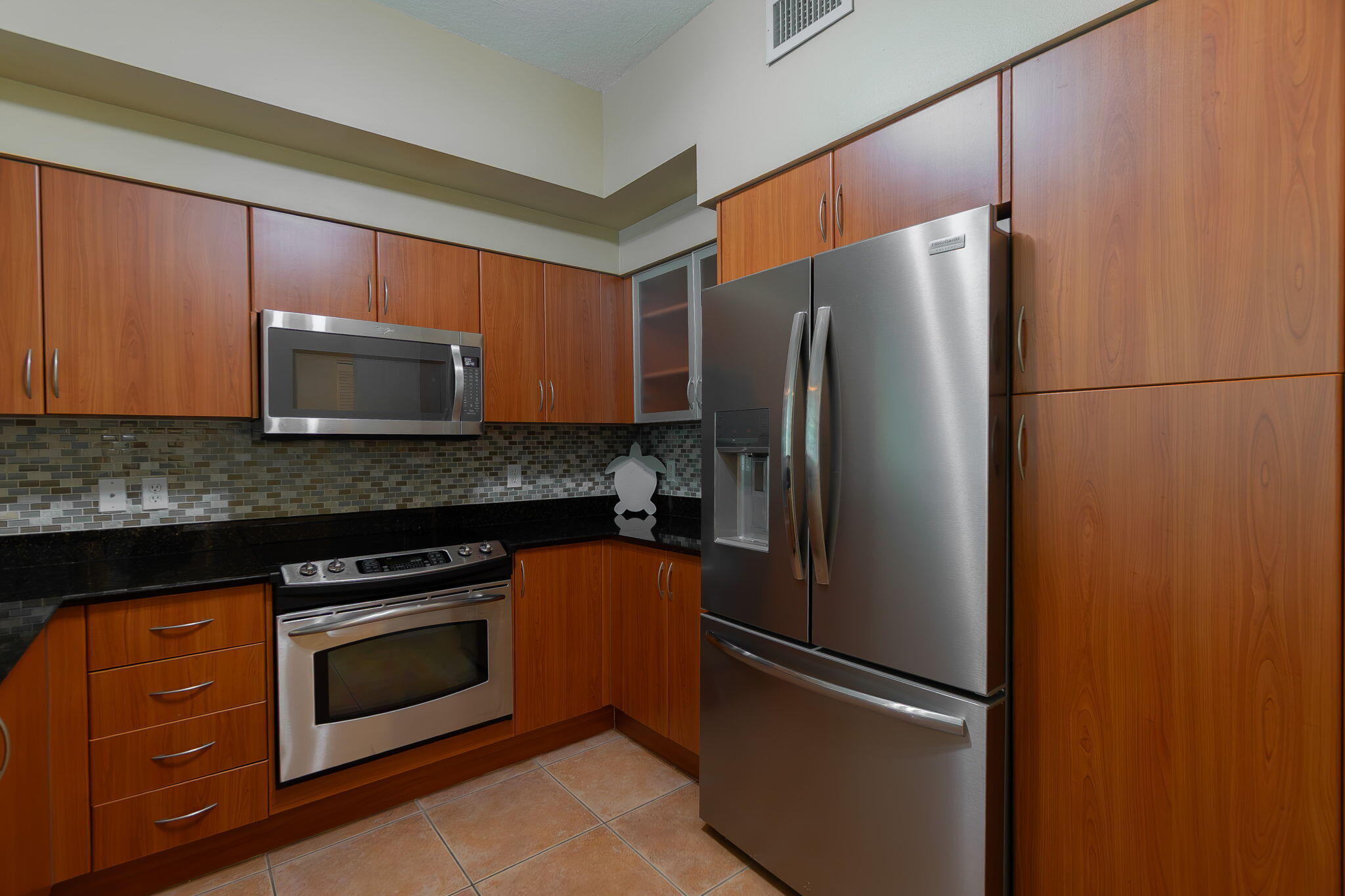 804 E Windward #211, Lantana FL 33462
