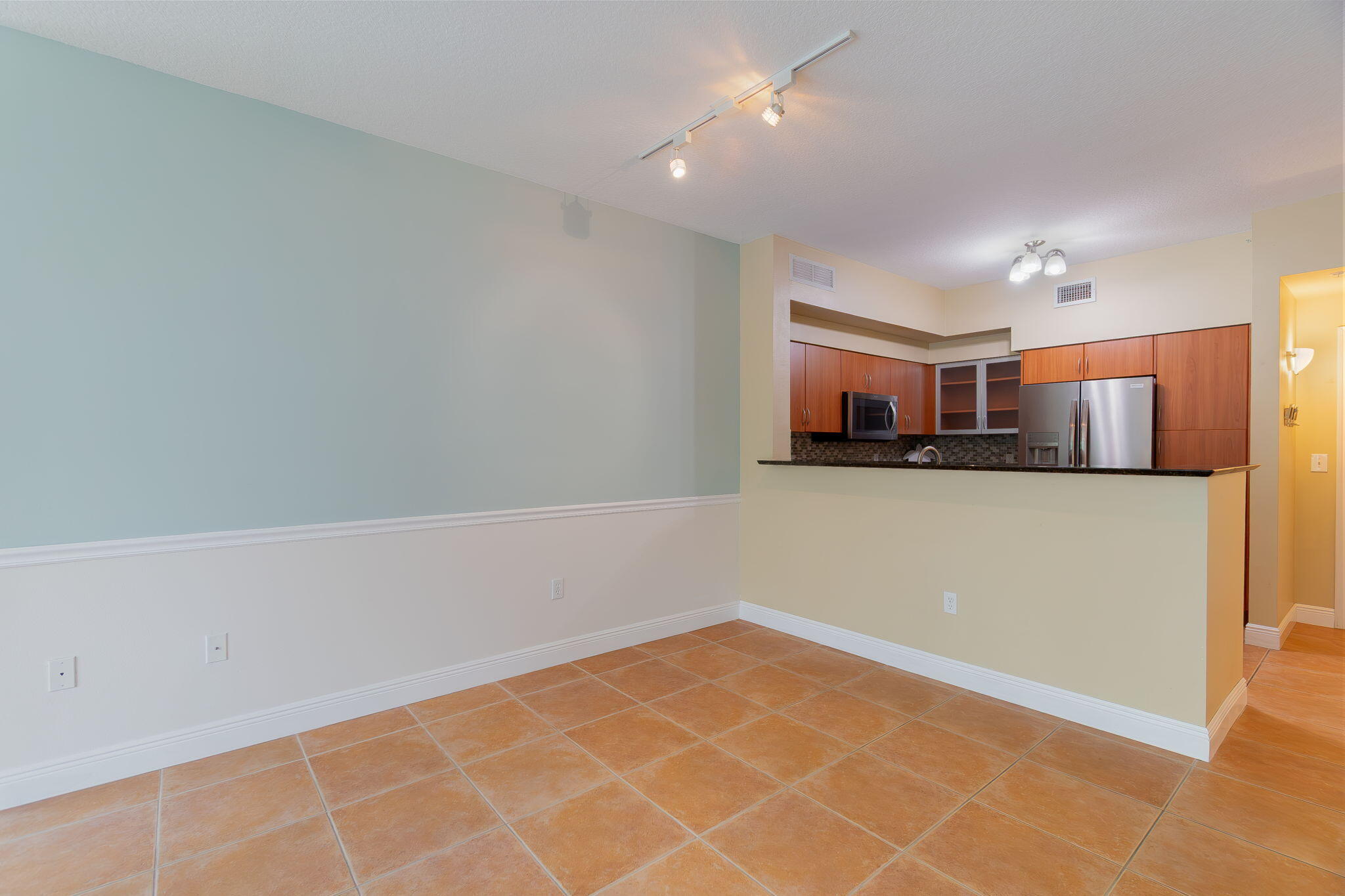 804 E Windward #211, Lantana FL 33462