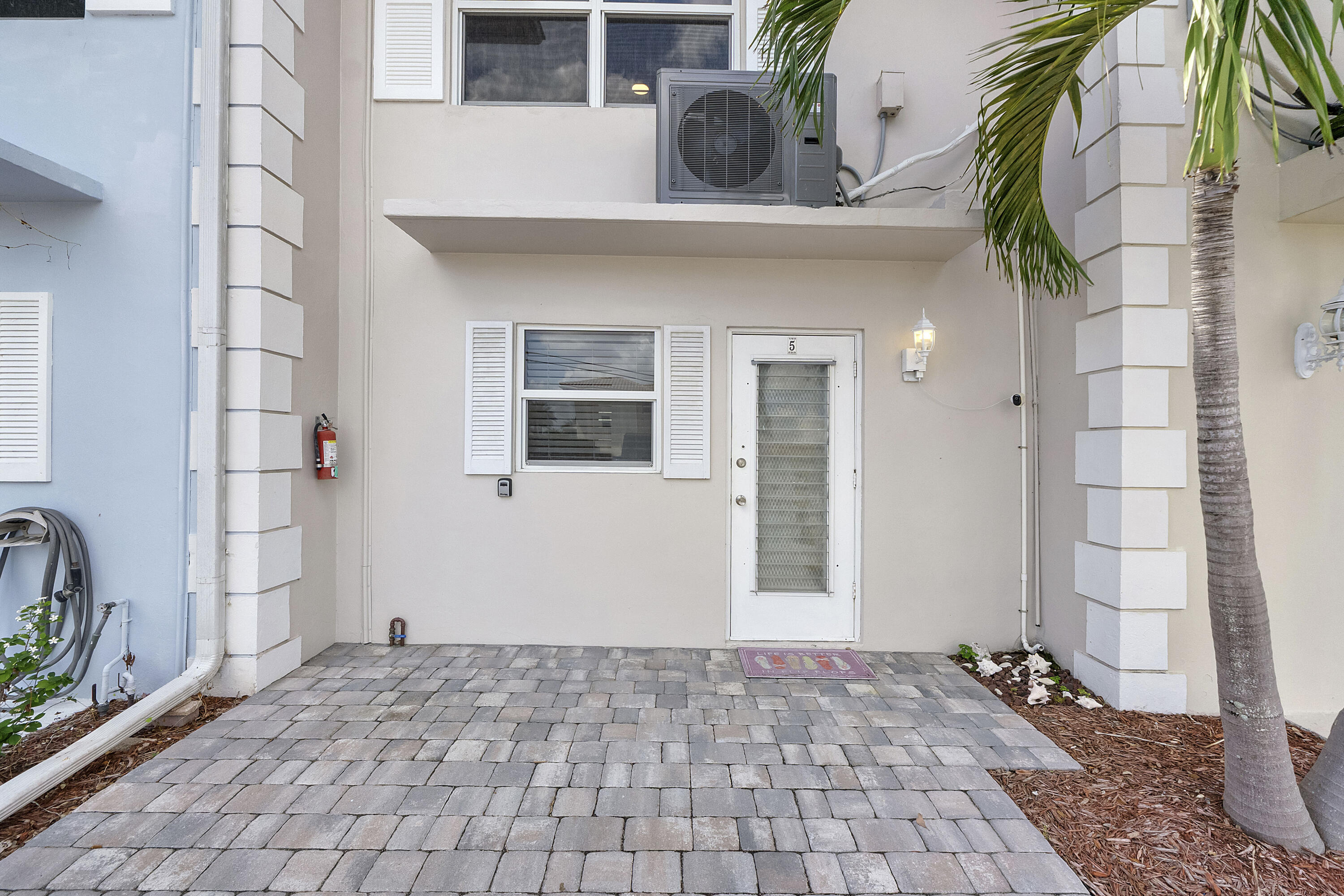 2500 NE 36TH #5, Lighthouse Point FL 33064