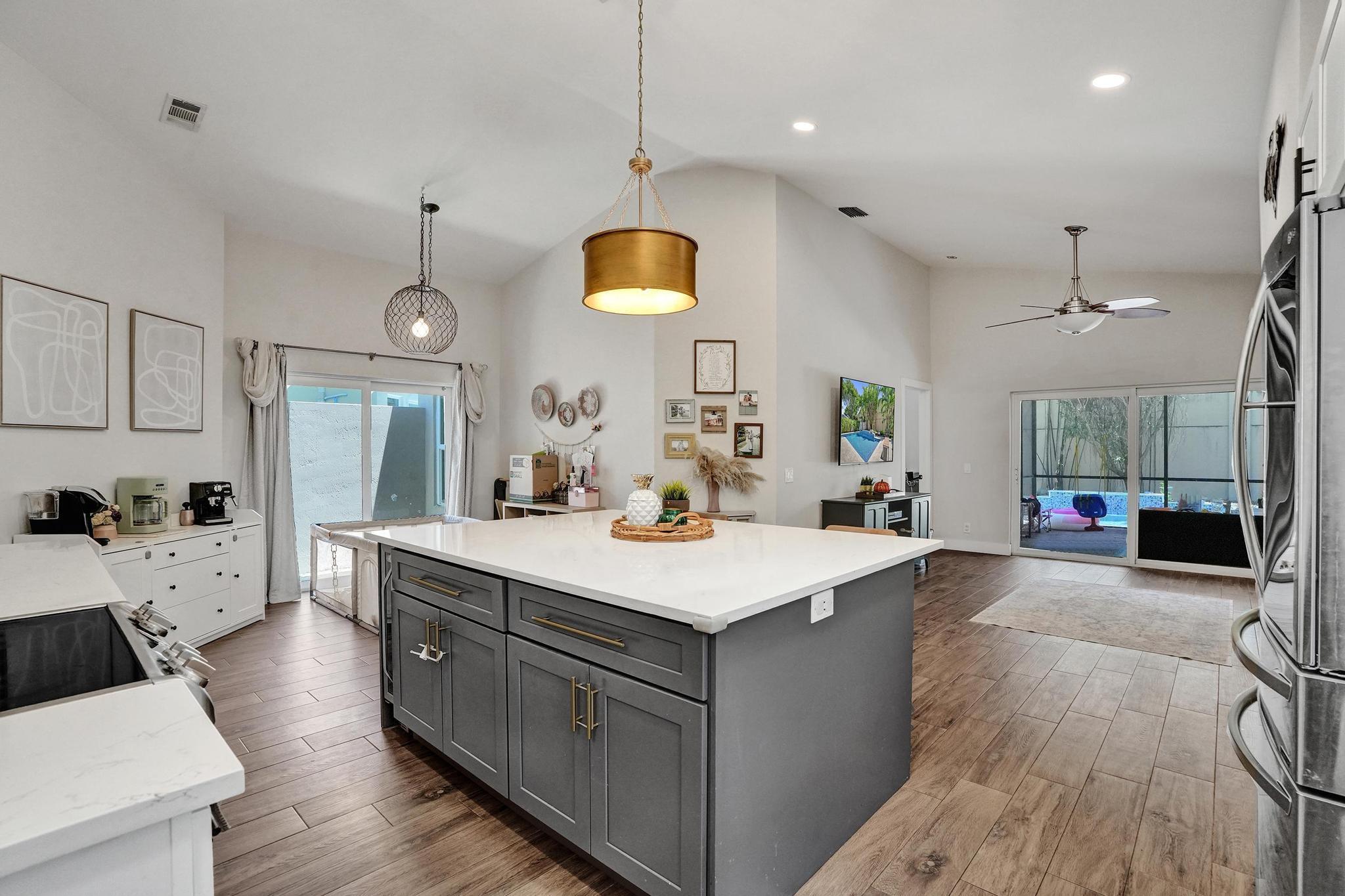 3932 NW 62nd, Coconut Creek FL 33073