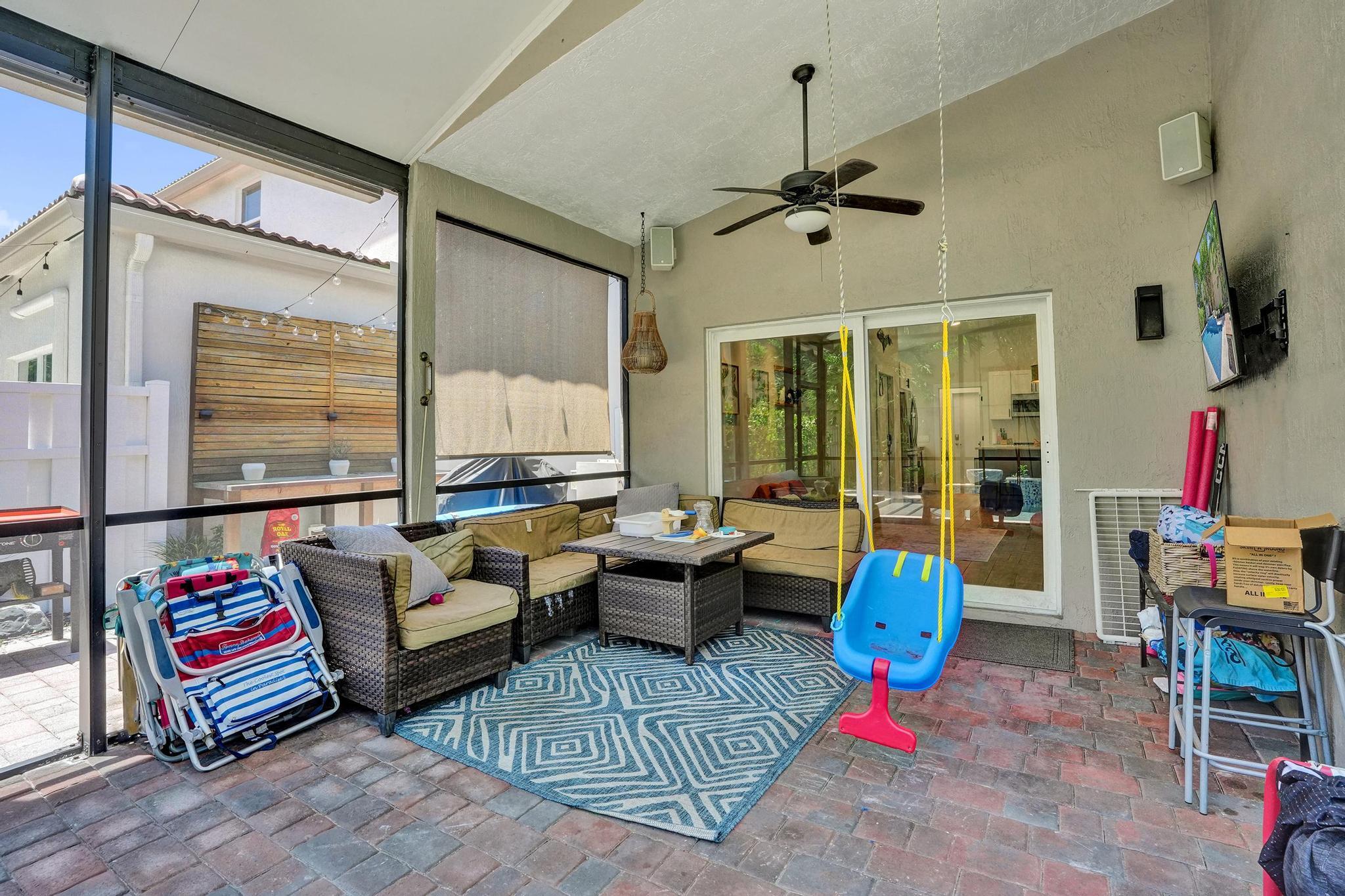 3932 NW 62nd, Coconut Creek FL 33073