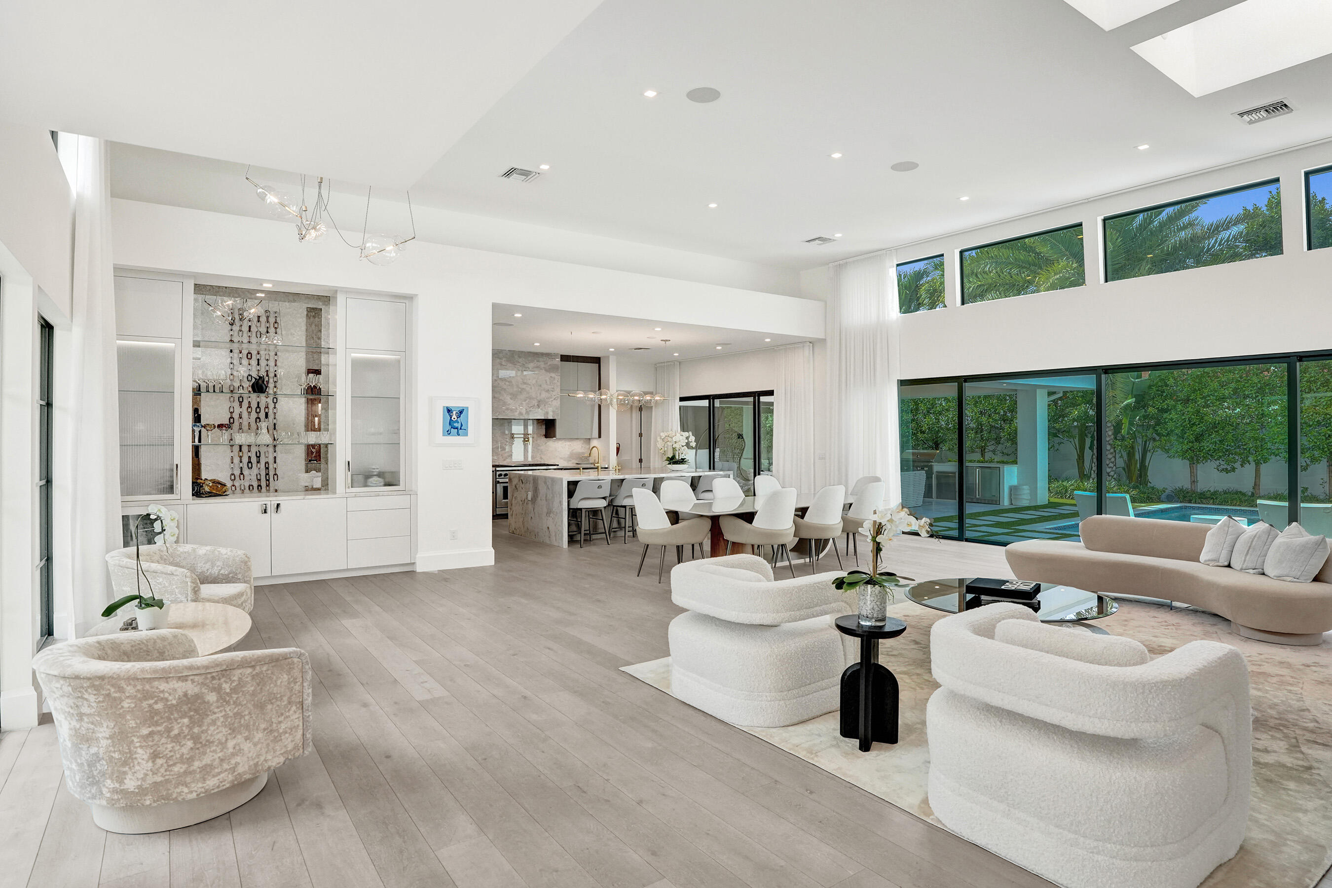7 Tahoe, Sea Ranch Lakes FL 33308