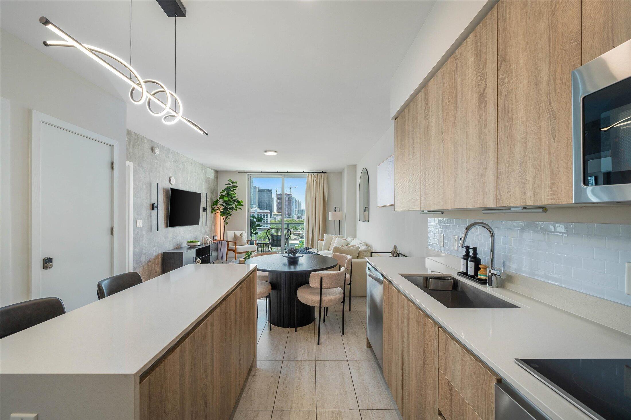 3900 Biscayne #S-910, Miami FL 33137