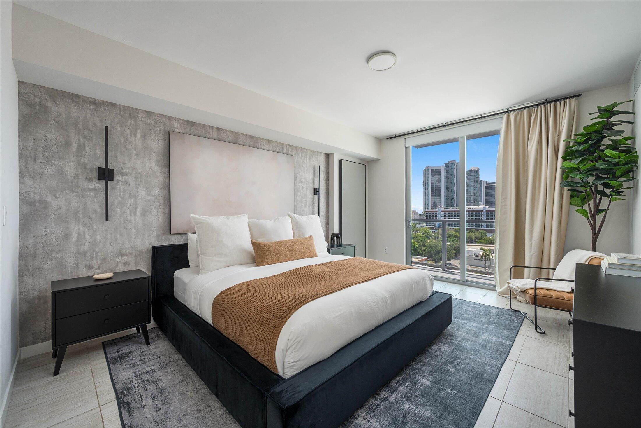 3900 Biscayne #S-910, Miami FL 33137