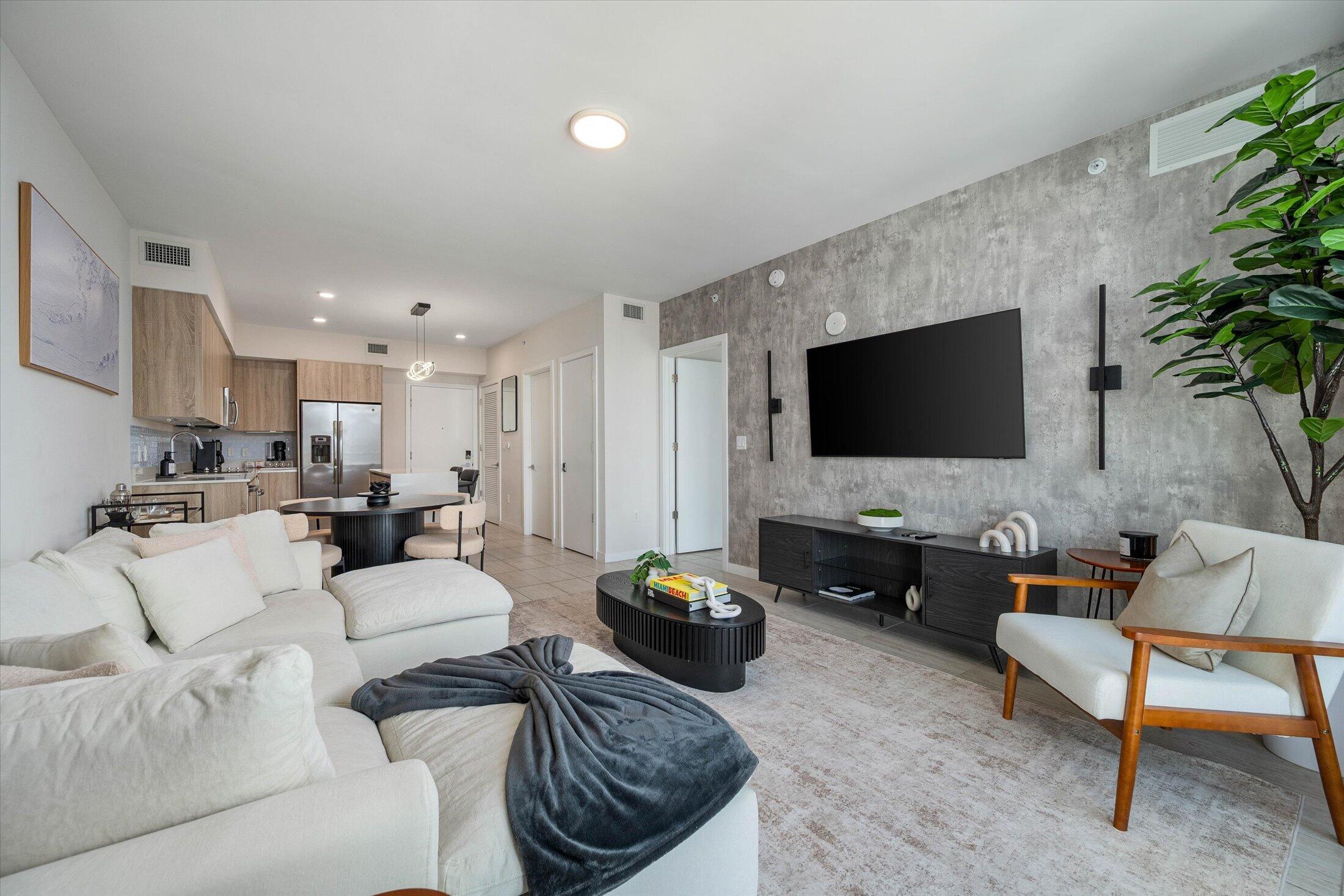 3900 Biscayne #S-910, Miami FL 33137
