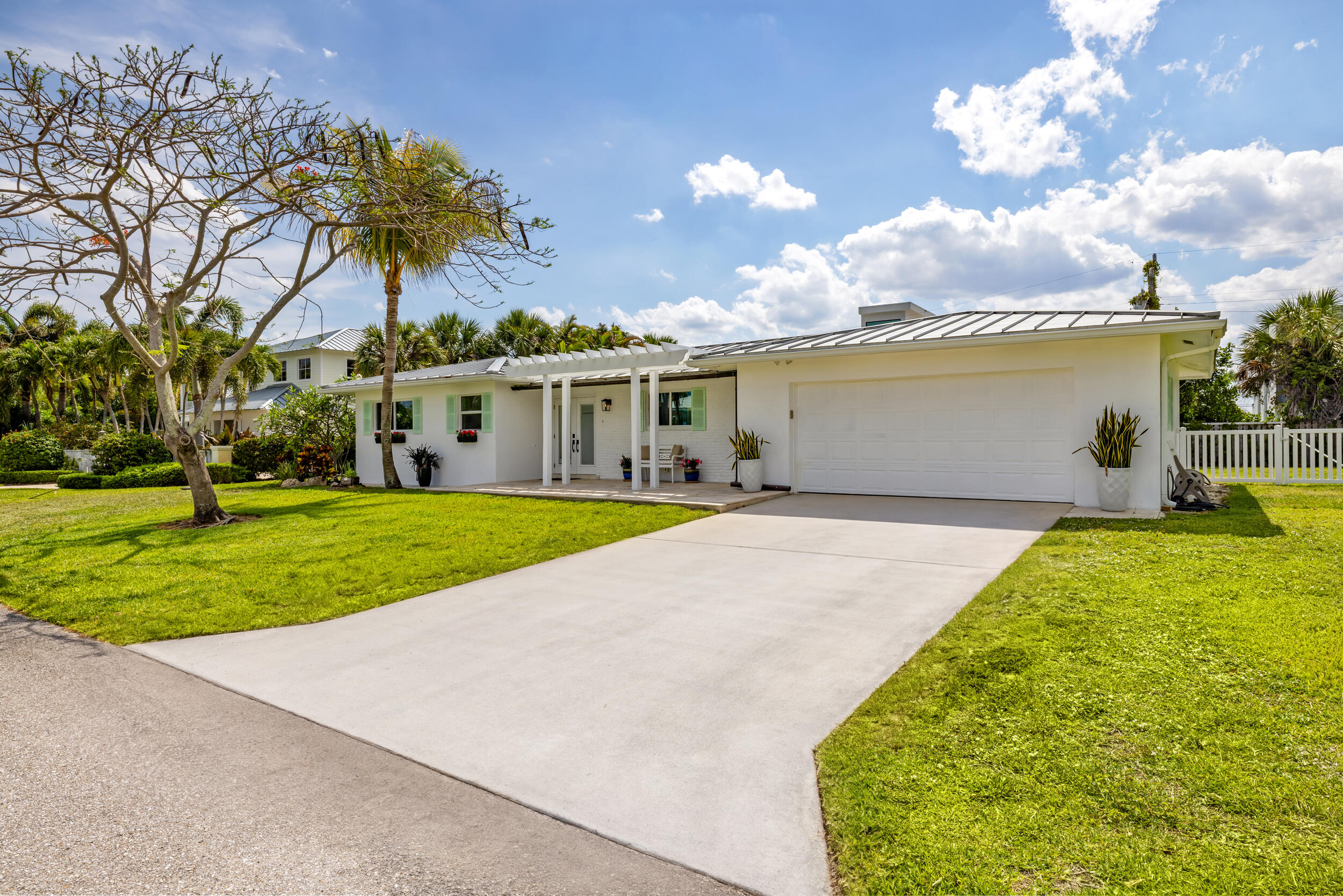 461 Apollo, Juno Beach FL 33408