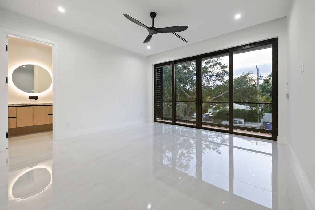 728 NE 17th, Fort Lauderdale FL 33304