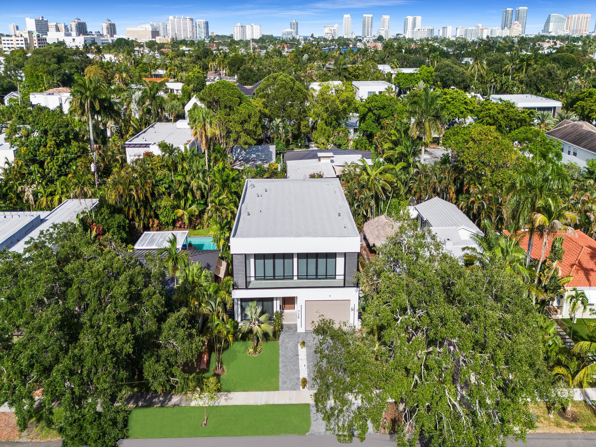 728 NE 17th, Fort Lauderdale FL 33304
