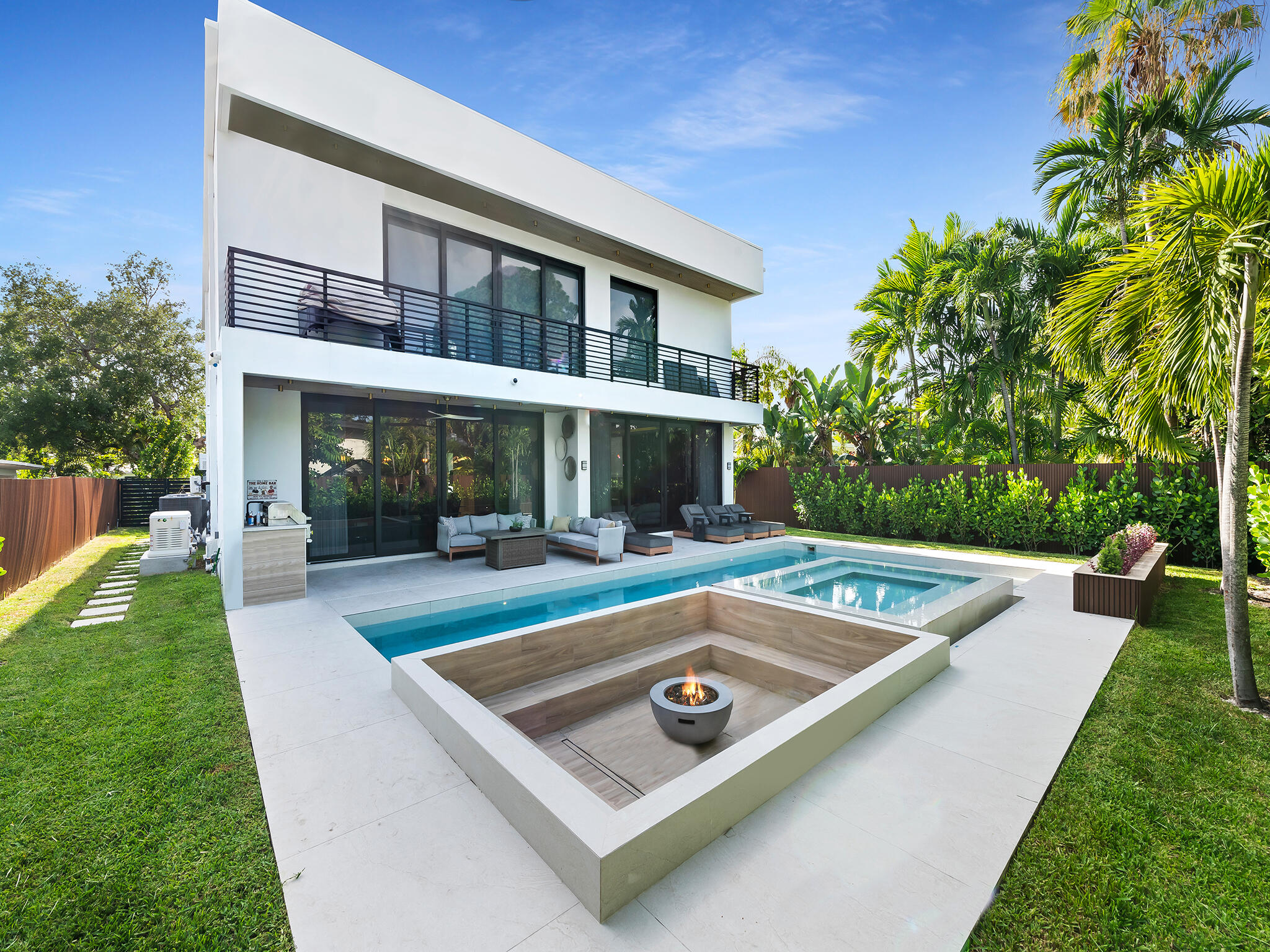 728 NE 17th, Fort Lauderdale FL 33304