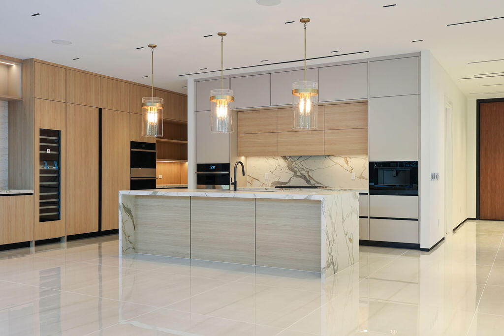 728 NE 17th, Fort Lauderdale FL 33304