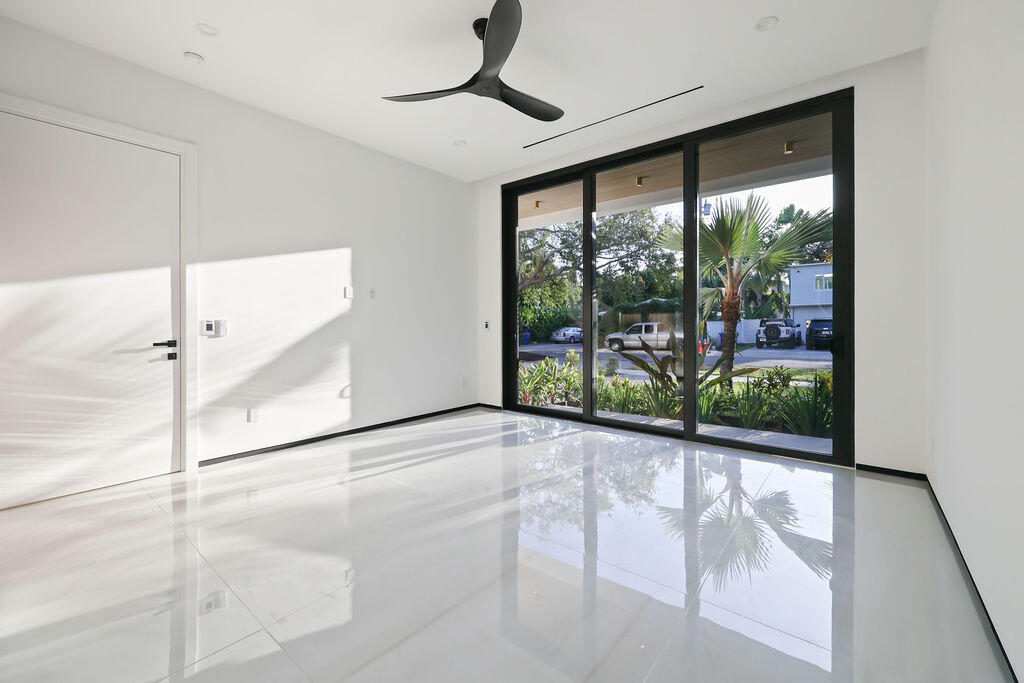 728 NE 17th, Fort Lauderdale FL 33304