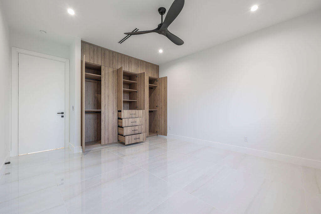 728 NE 17th, Fort Lauderdale FL 33304