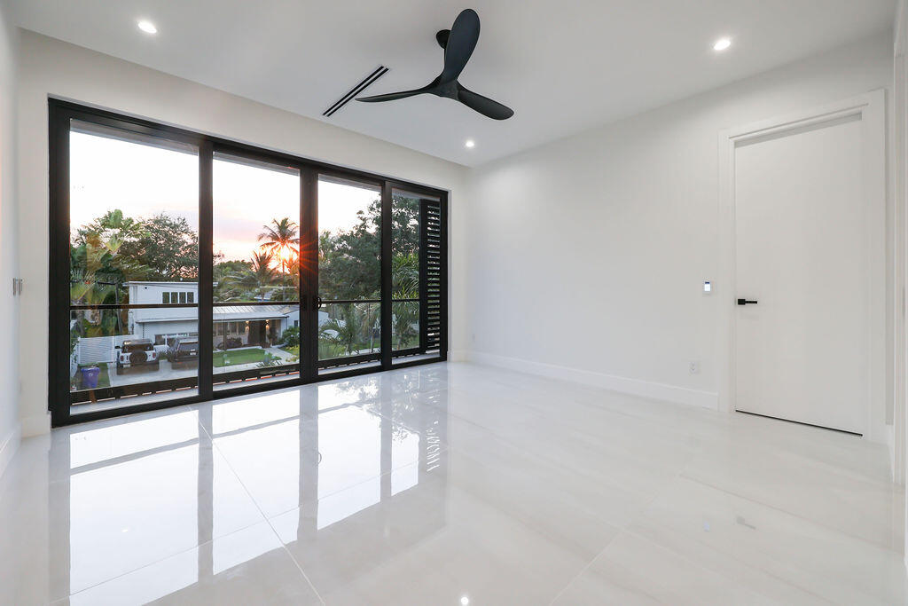 728 NE 17th, Fort Lauderdale FL 33304