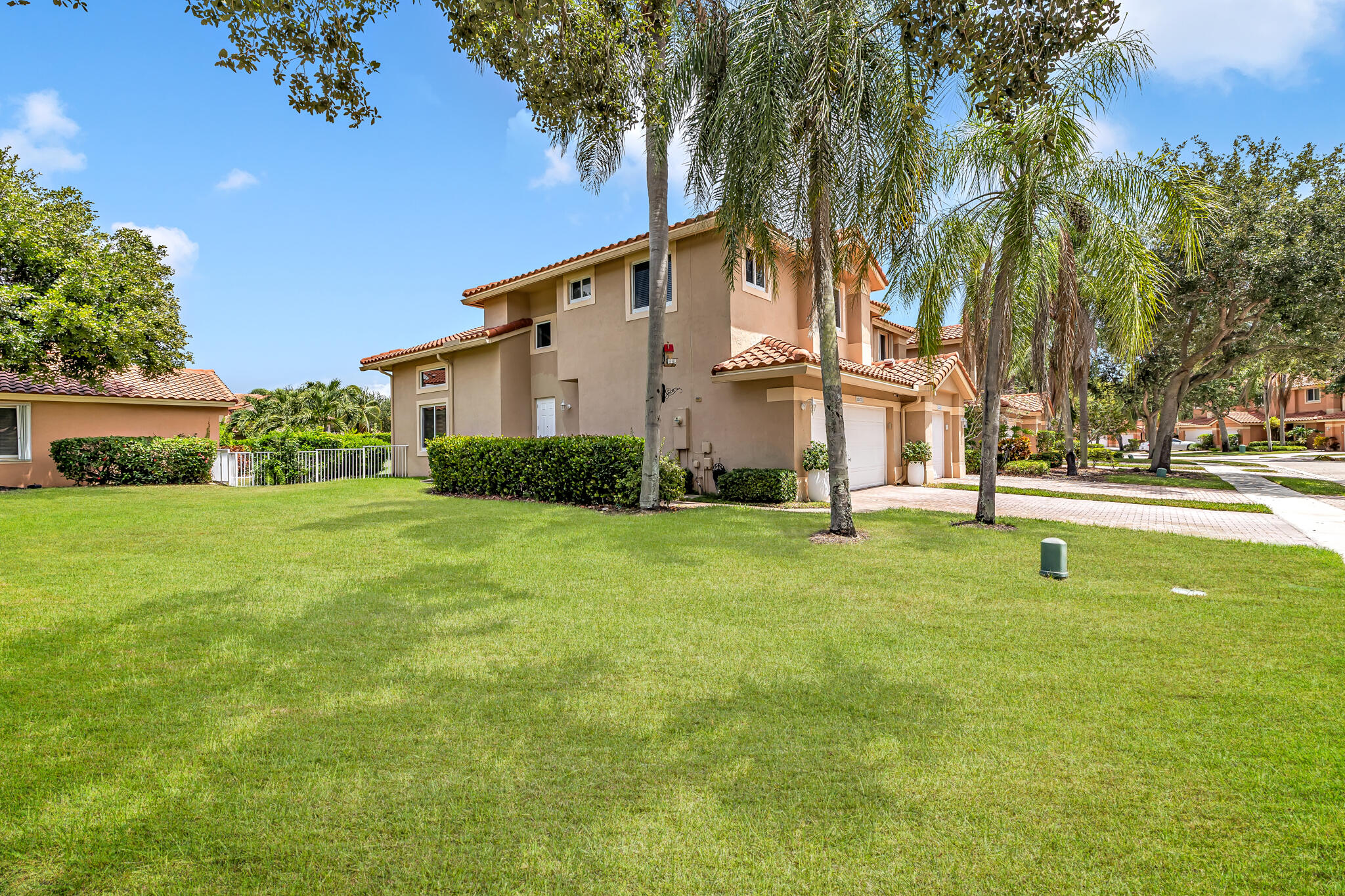 12571 NW 57th, Coral Springs FL 33076