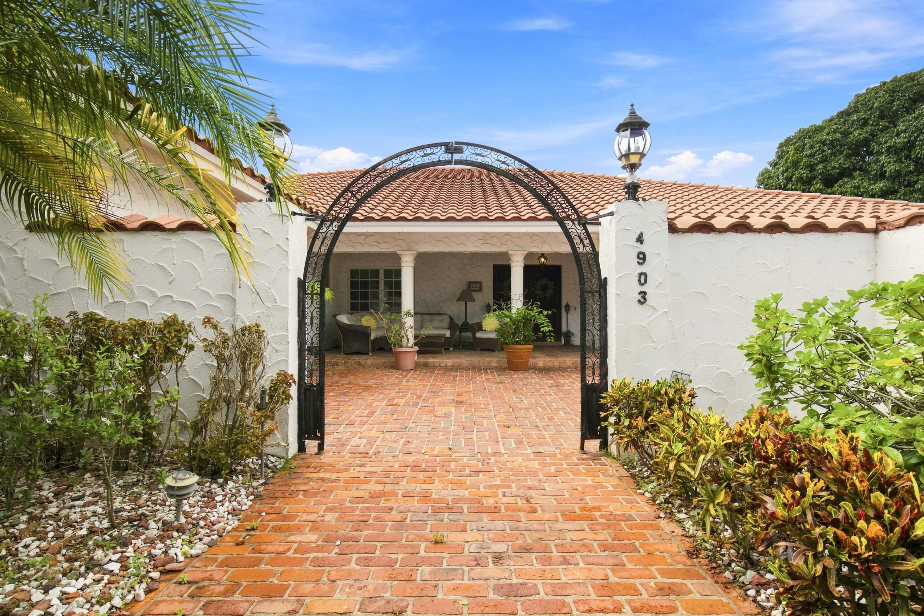 4903 WOODLANDS, Tamarac FL 33319