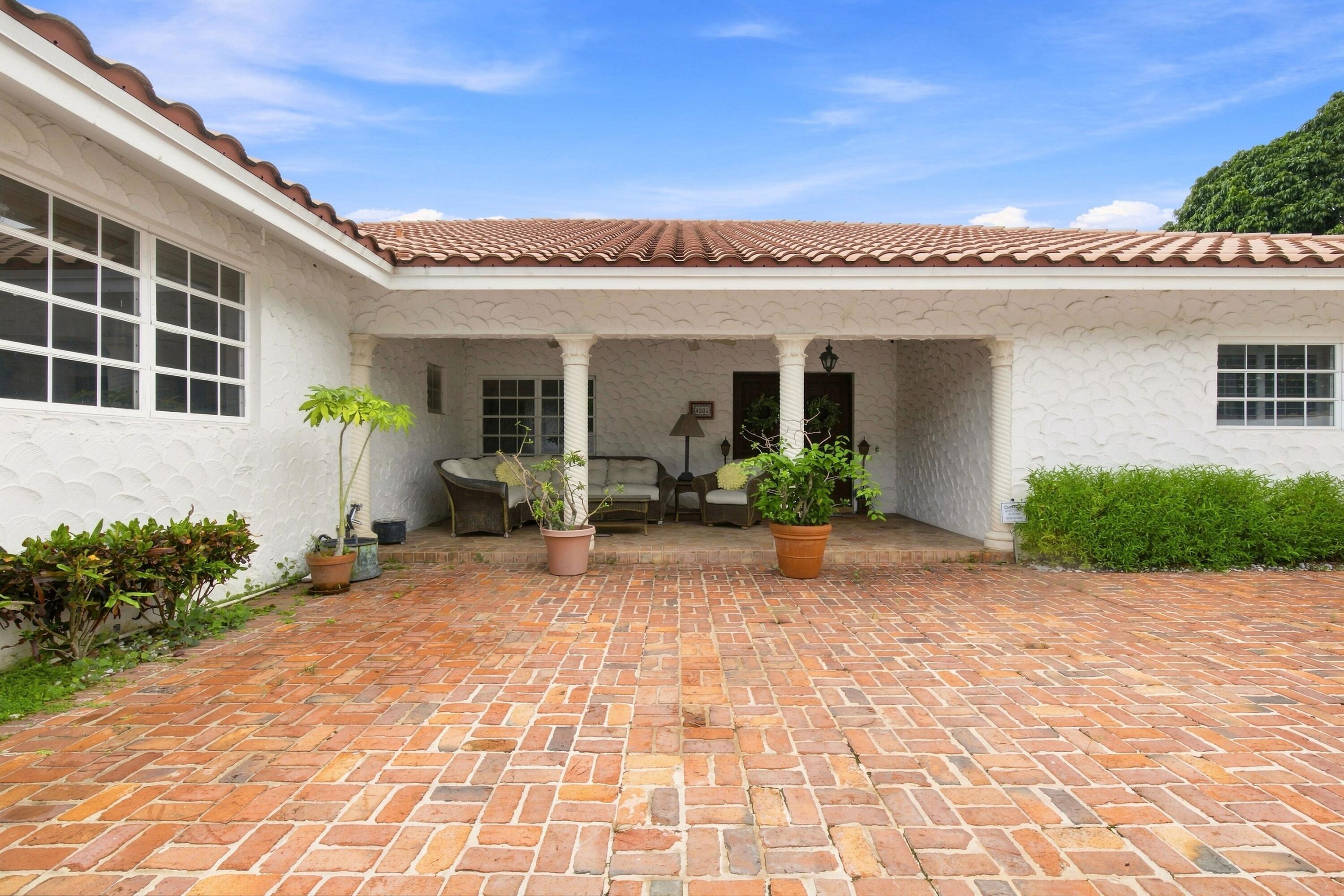 4903 WOODLANDS, Tamarac FL 33319