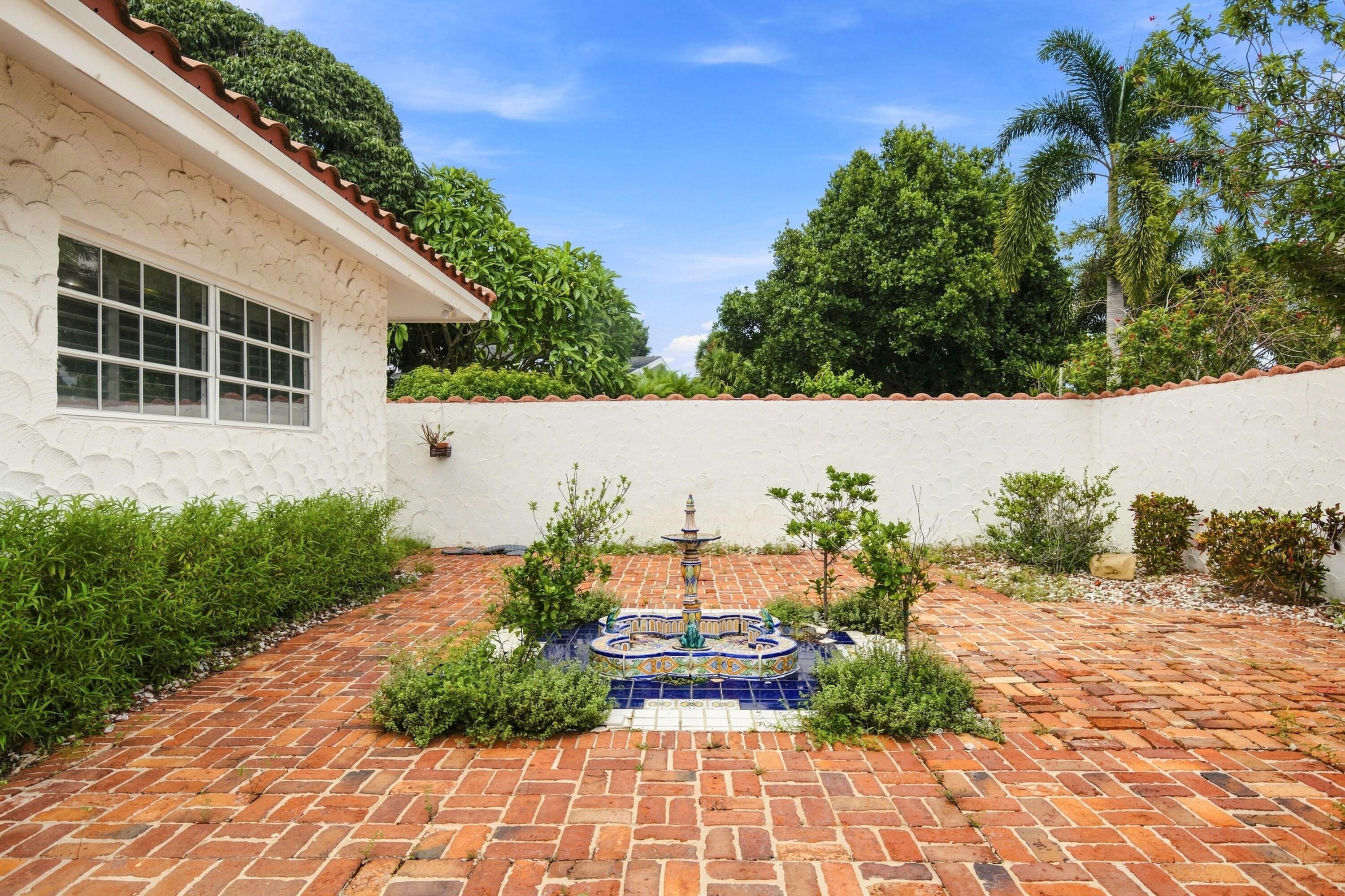 4903 WOODLANDS, Tamarac FL 33319