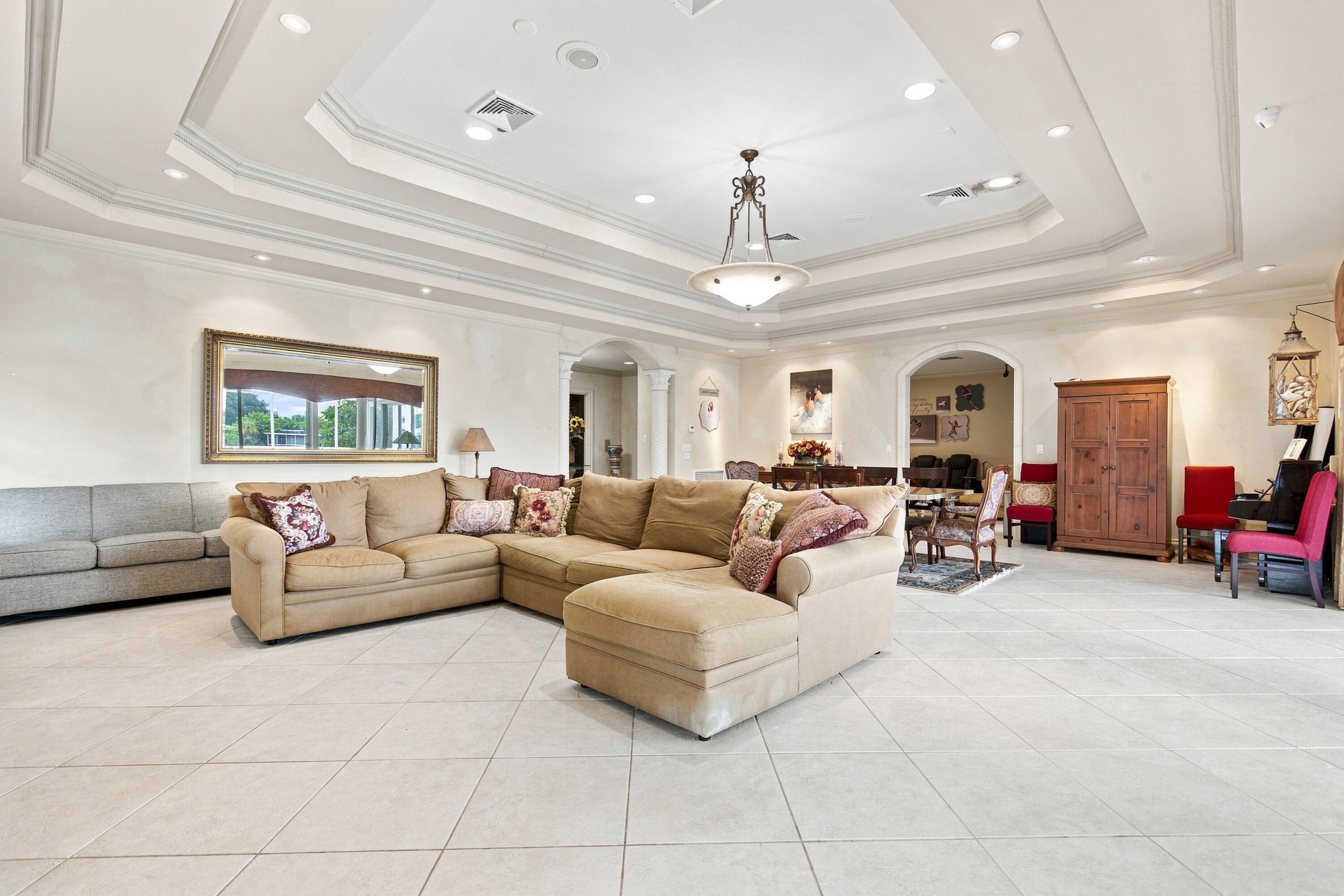 4903 WOODLANDS, Tamarac FL 33319