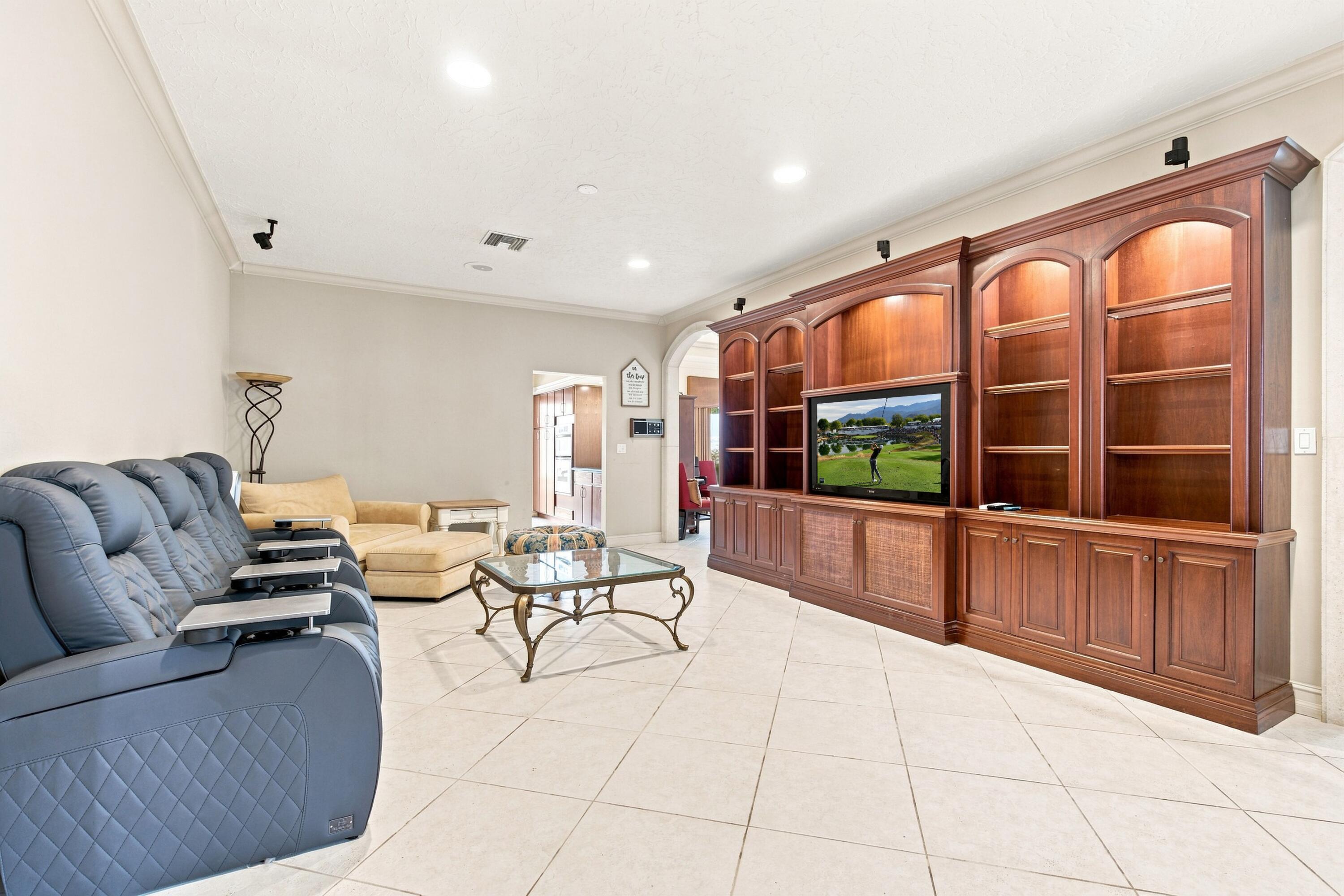 4903 WOODLANDS, Tamarac FL 33319