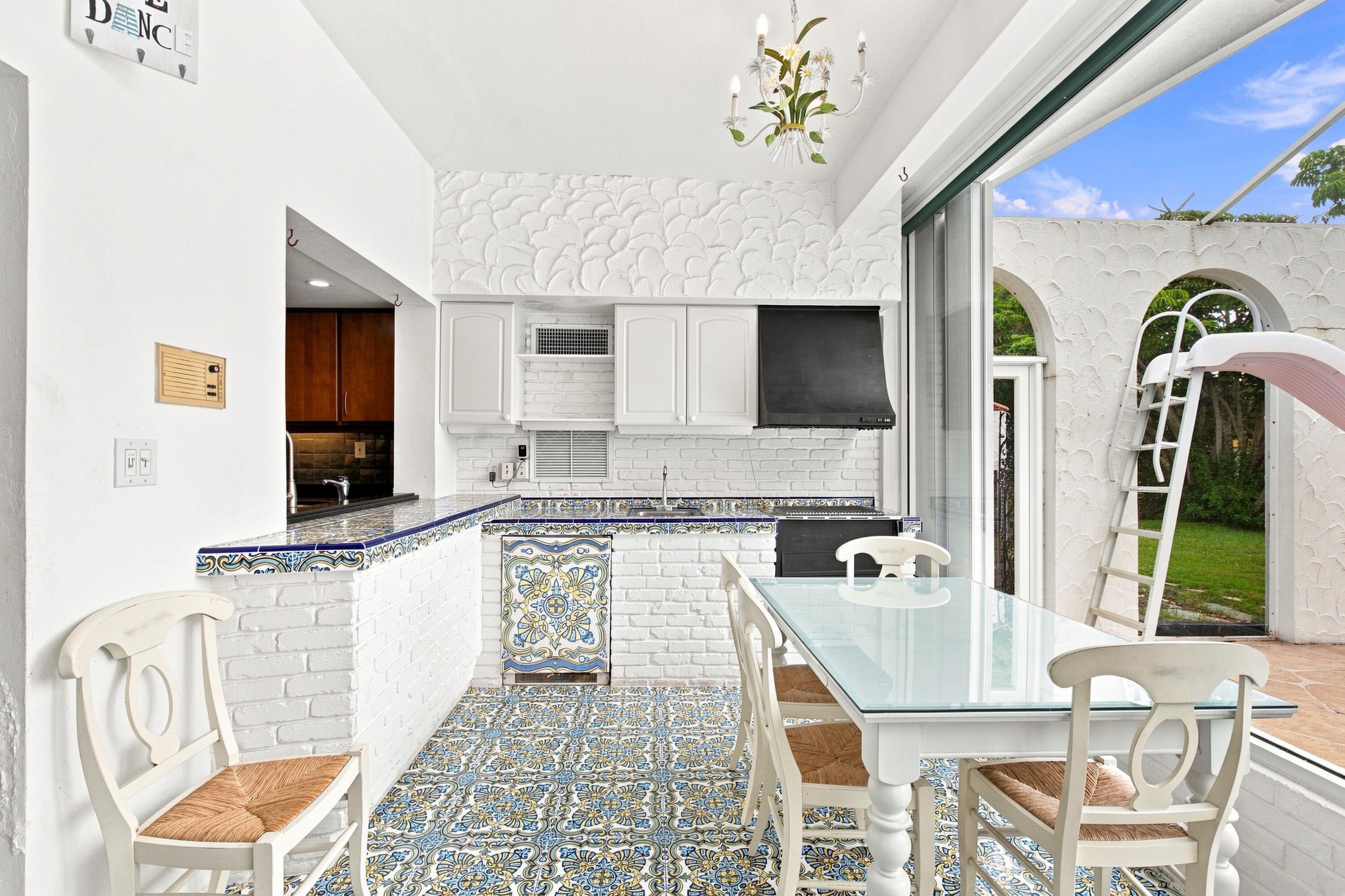 4903 WOODLANDS, Tamarac FL 33319