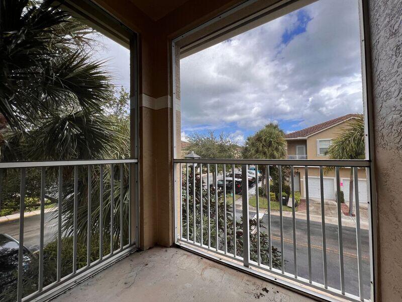 117 Lighthouse #J, Tequesta FL 33469