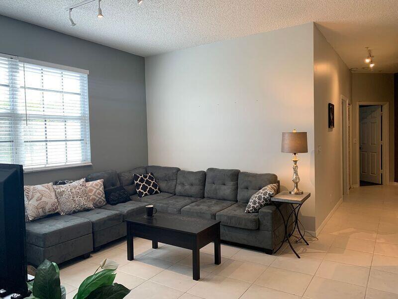 117 Lighthouse #J, Tequesta FL 33469