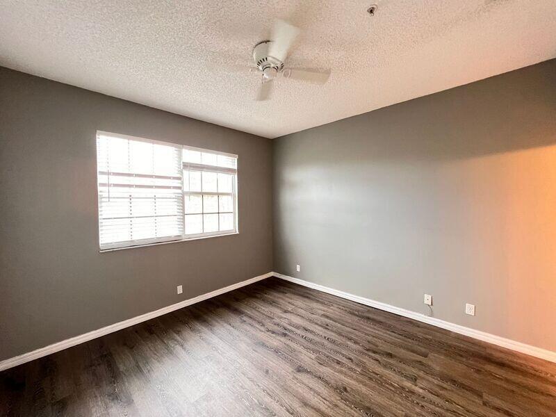 117 Lighthouse #J, Tequesta FL 33469