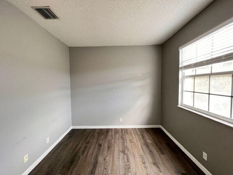 117 Lighthouse #J, Tequesta FL 33469