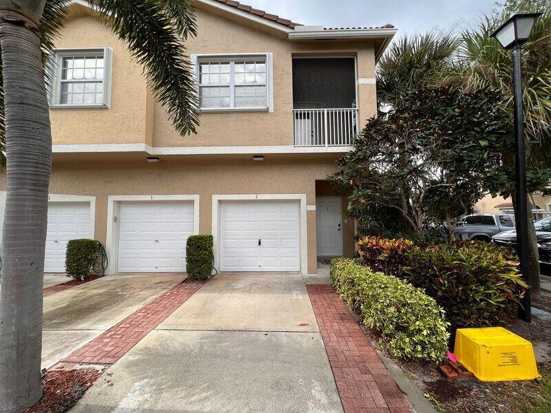 117 Lighthouse #J, Tequesta FL 33469