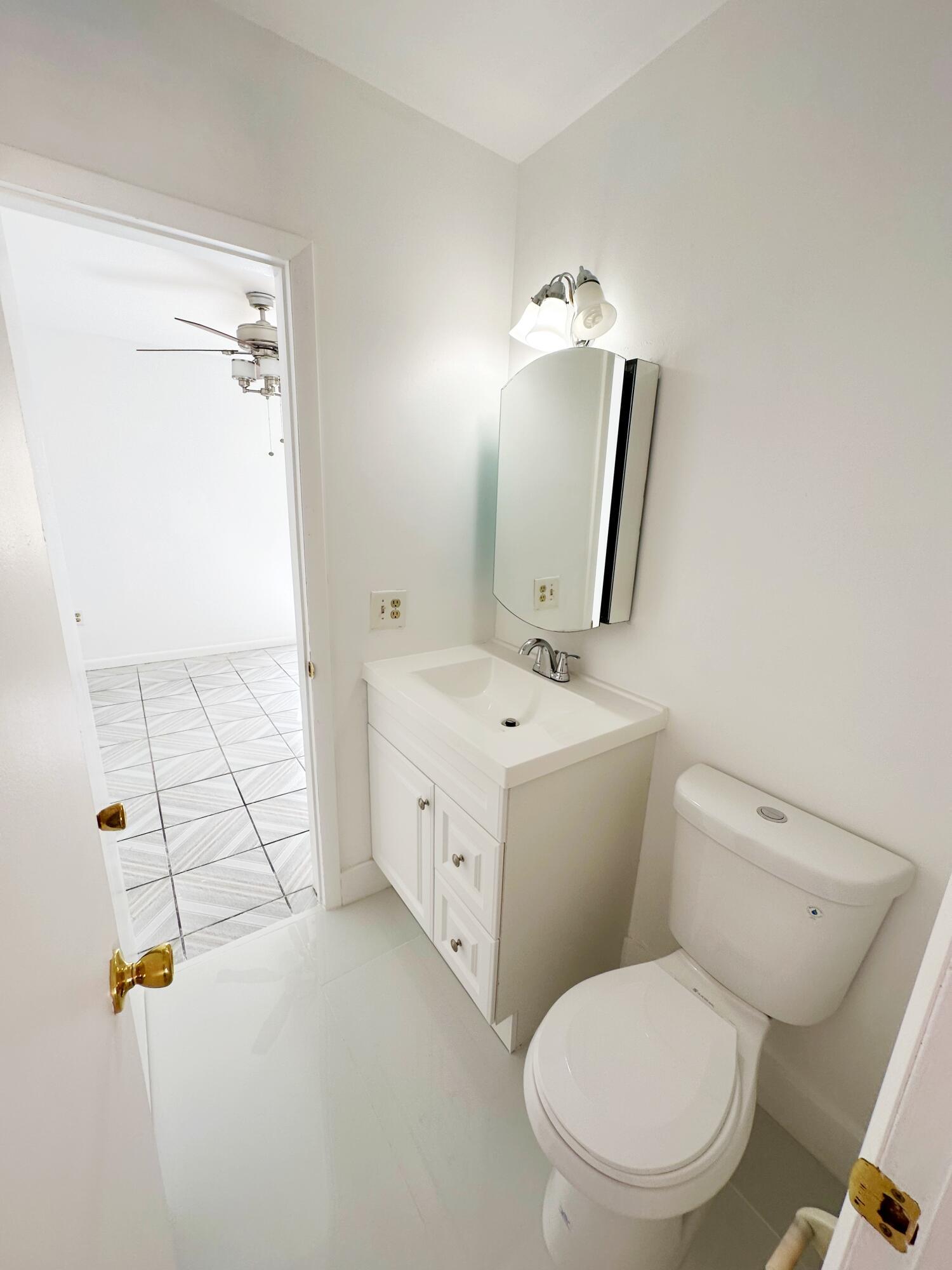 1701 W 42ND #43, Hialeah FL 33012