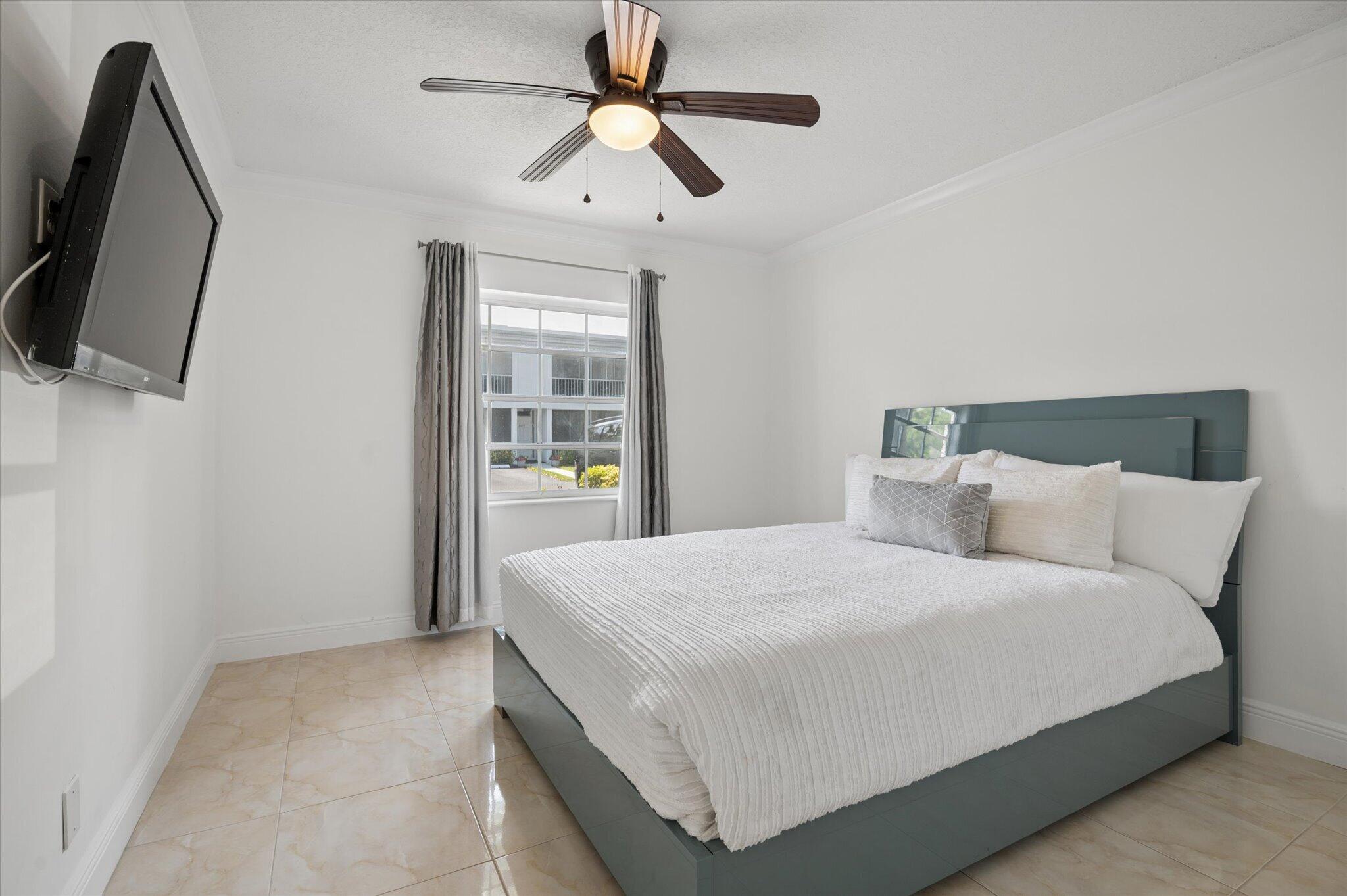 6287 BAY CLUB #2, Fort Lauderdale FL 33308