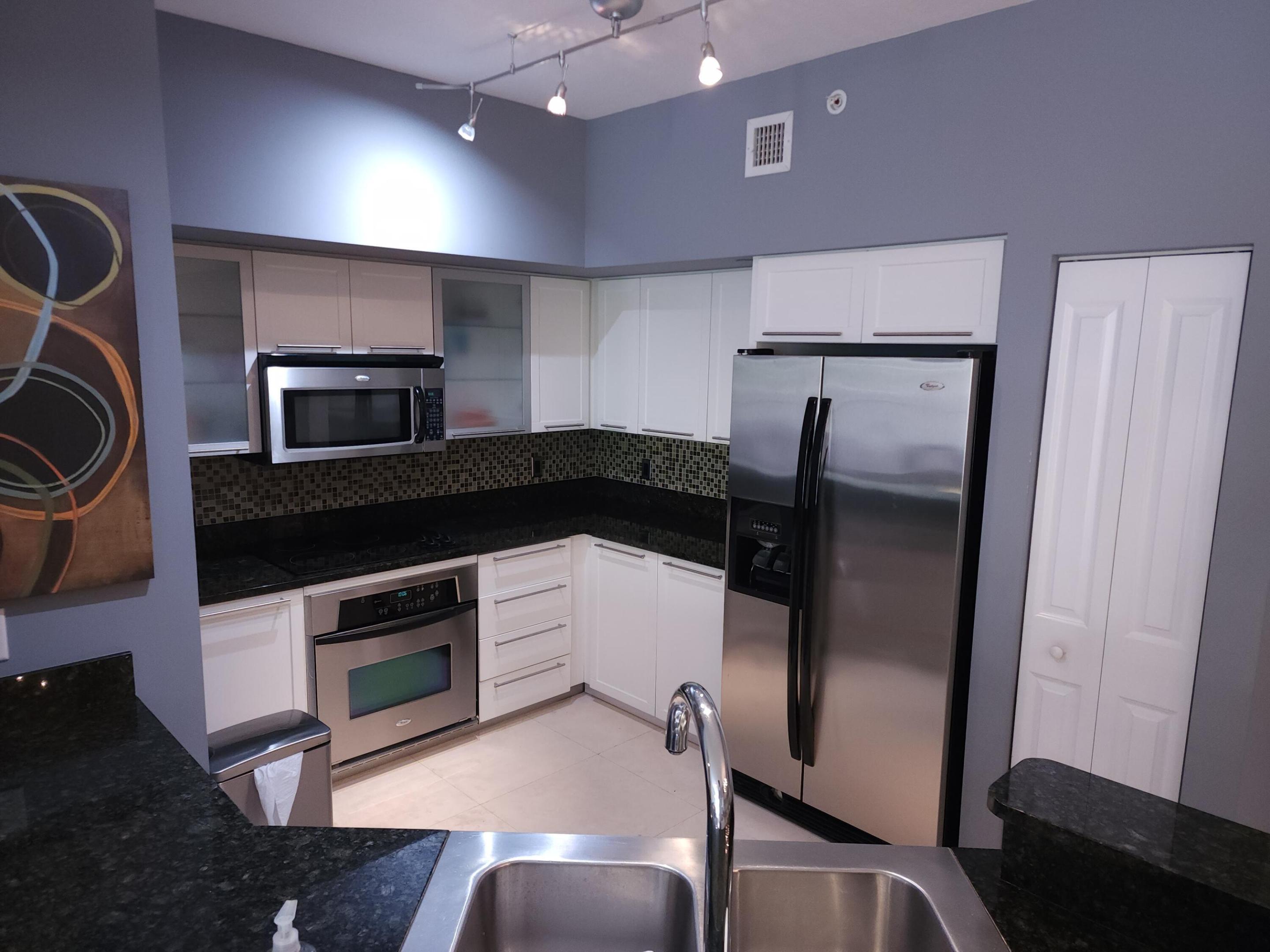 225 NE 1st #303, Delray Beach FL 33444