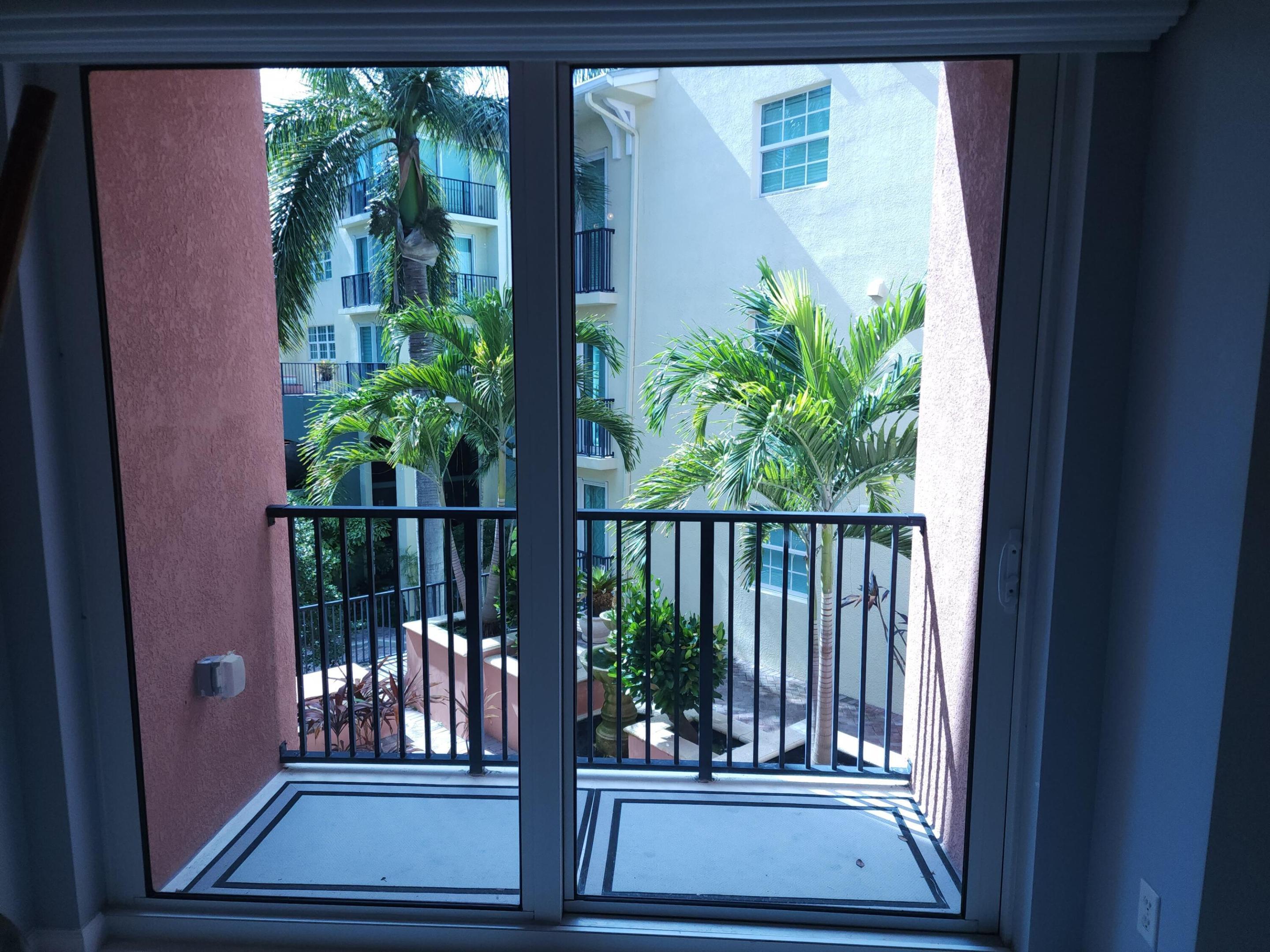 225 NE 1st #303, Delray Beach FL 33444