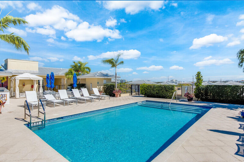 225 NE 1st #303, Delray Beach FL 33444