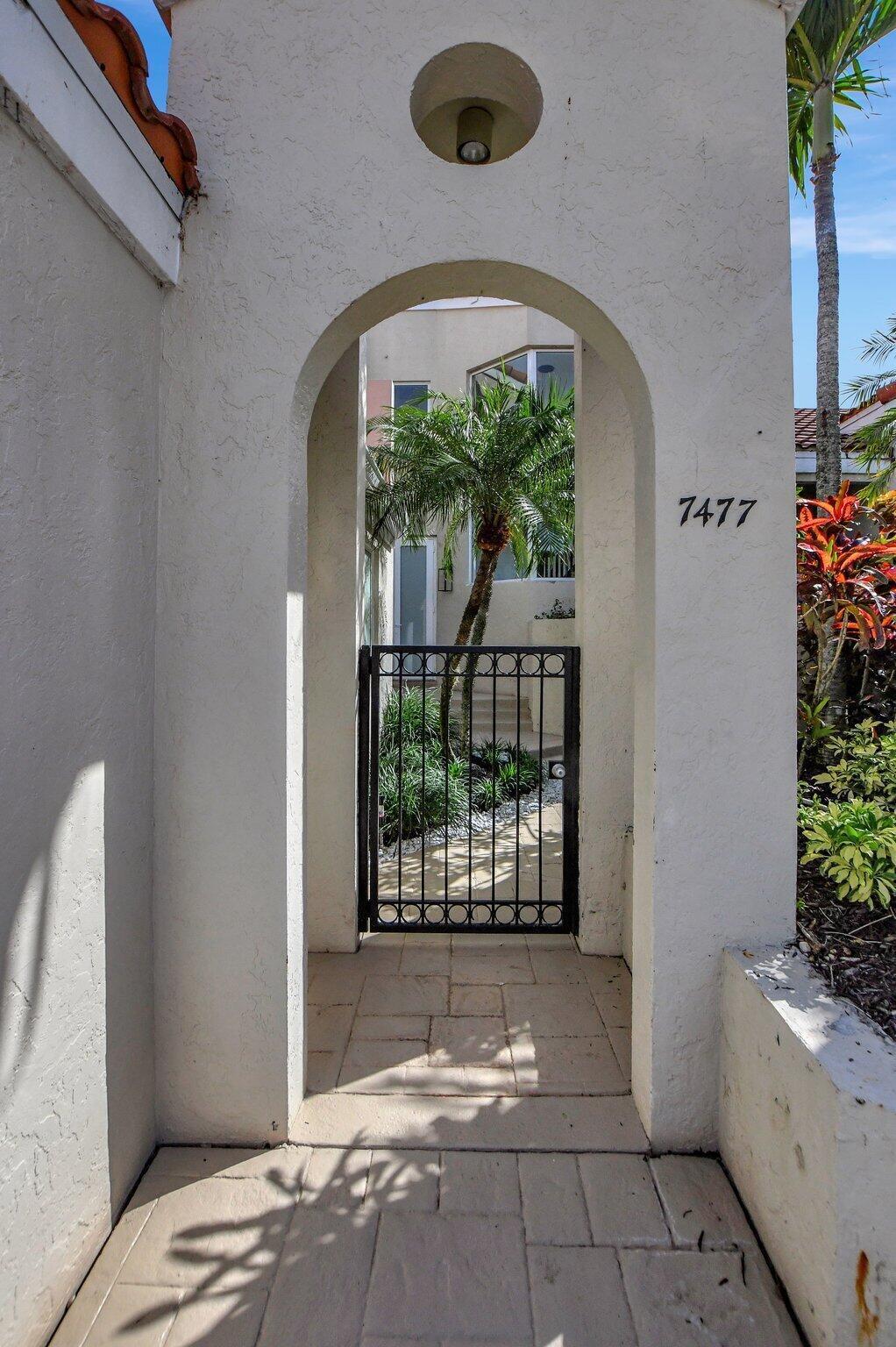 7477 CAMPO FLORIDO, Boca Raton FL 33433