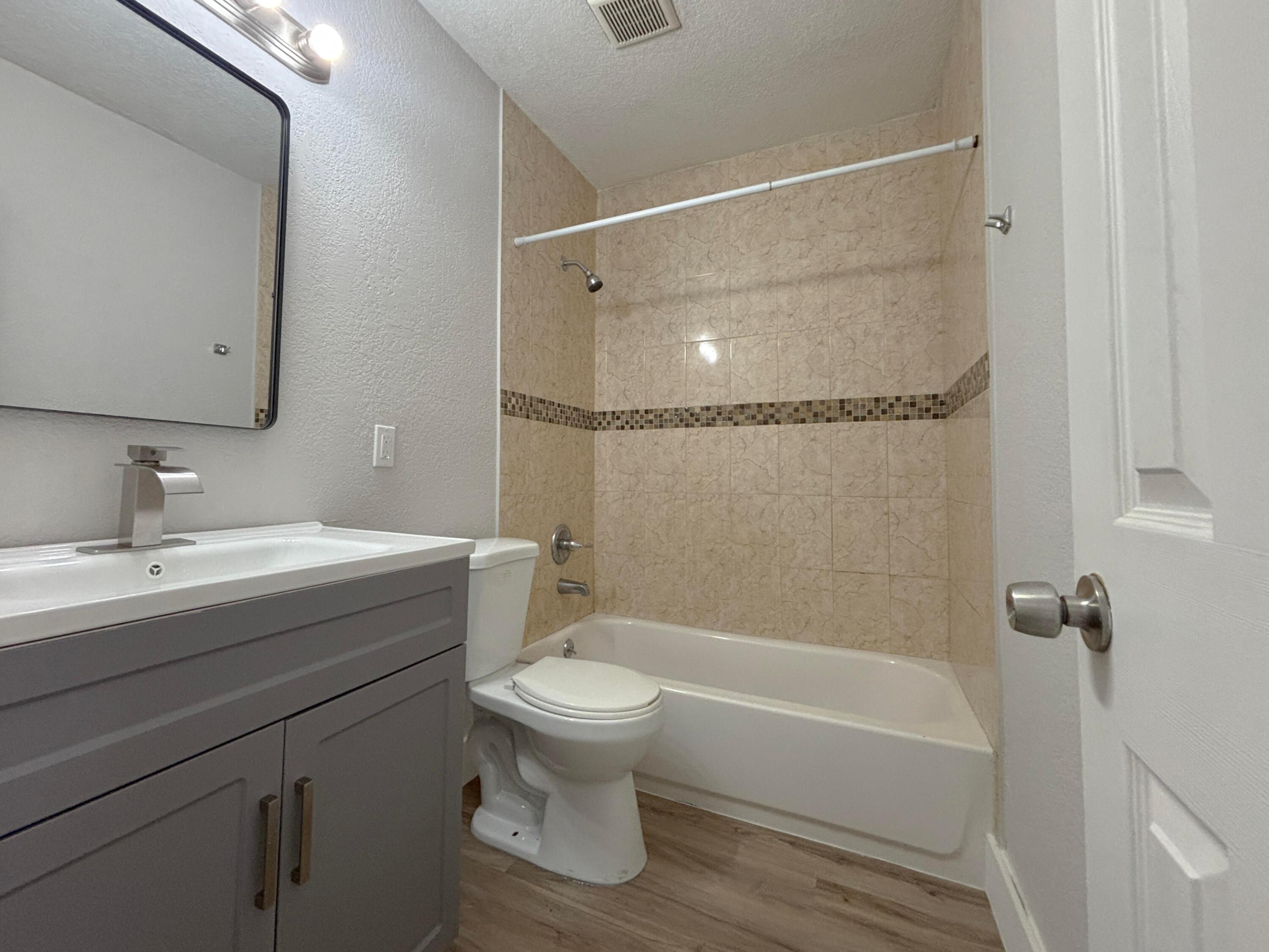 6720 SW 17TH, North Lauderdale FL 33068
