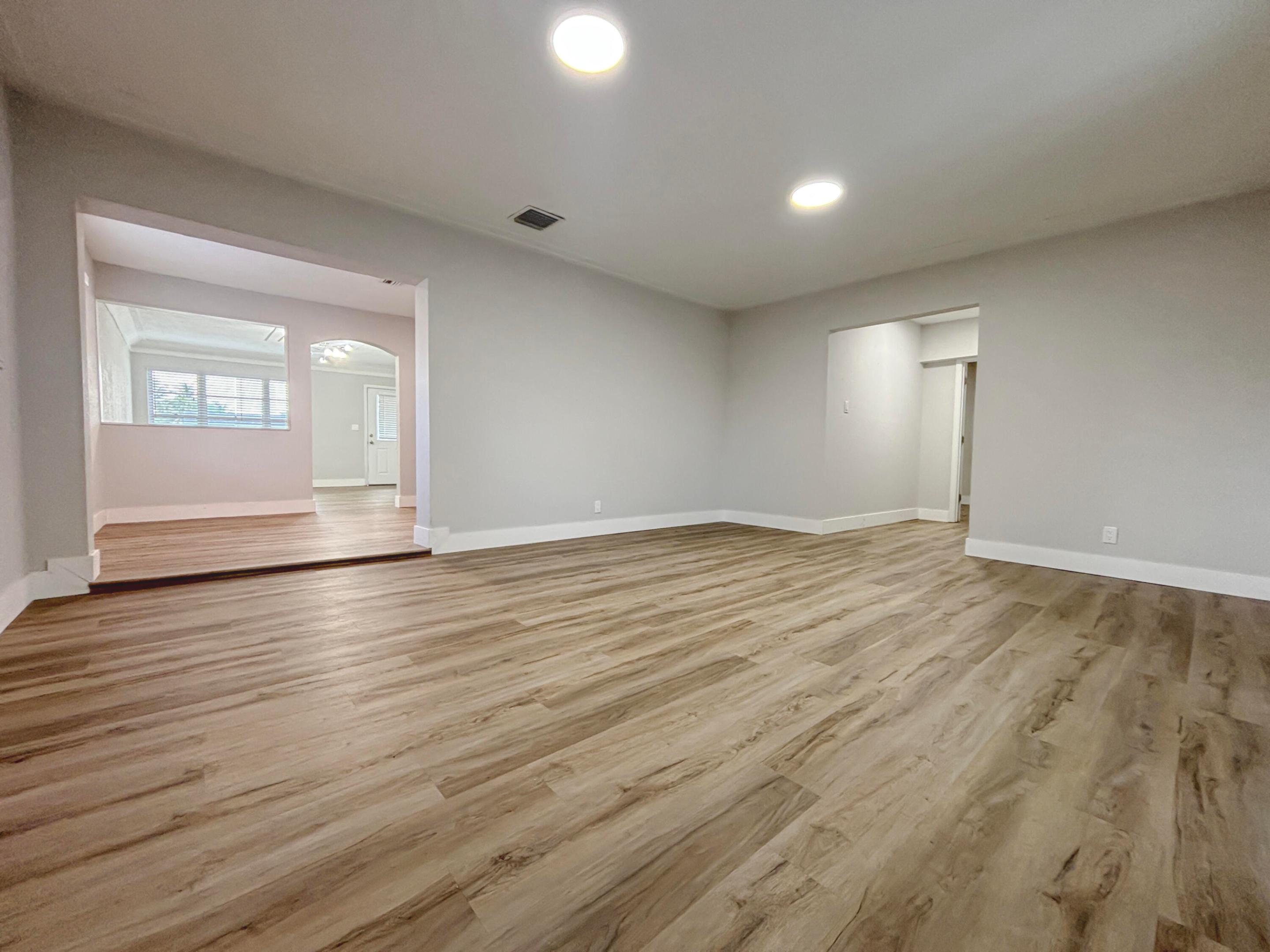 6720 SW 17TH, North Lauderdale FL 33068