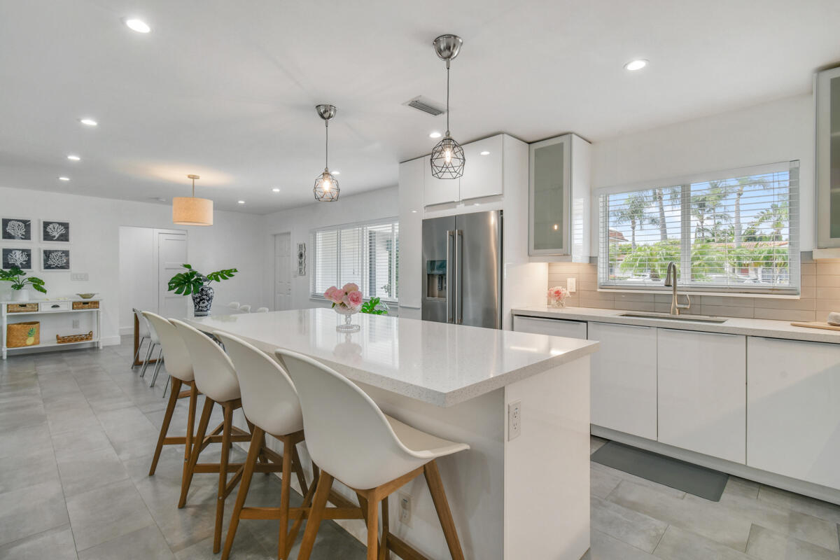 1182 Beach, Singer Island FL 33404