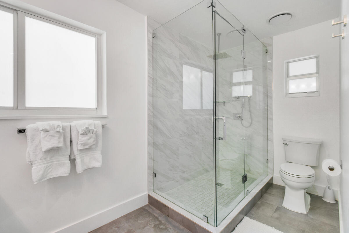 1182 Beach, Singer Island FL 33404