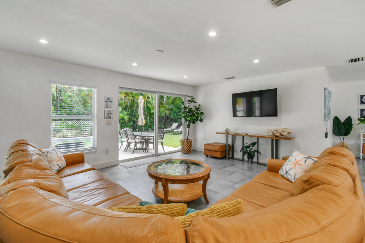 1182 Beach, Singer Island FL 33404