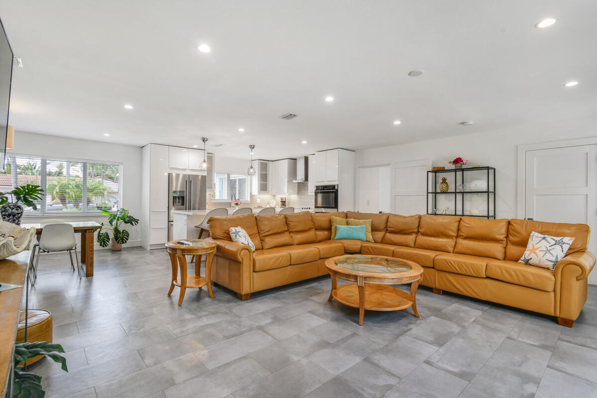 1182 Beach, Singer Island FL 33404