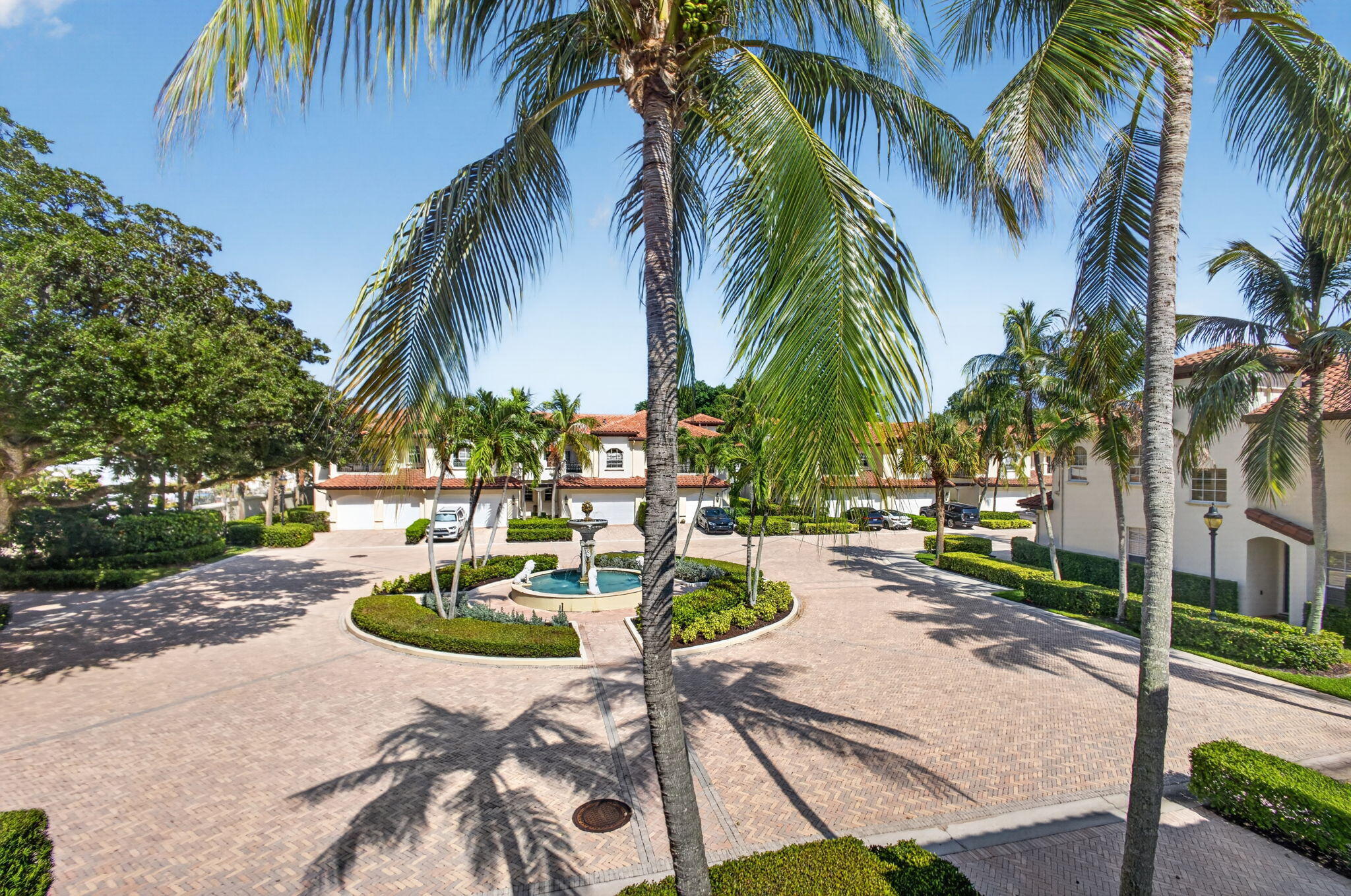 40 Marina Gardens, Palm Beach Gardens FL 33410